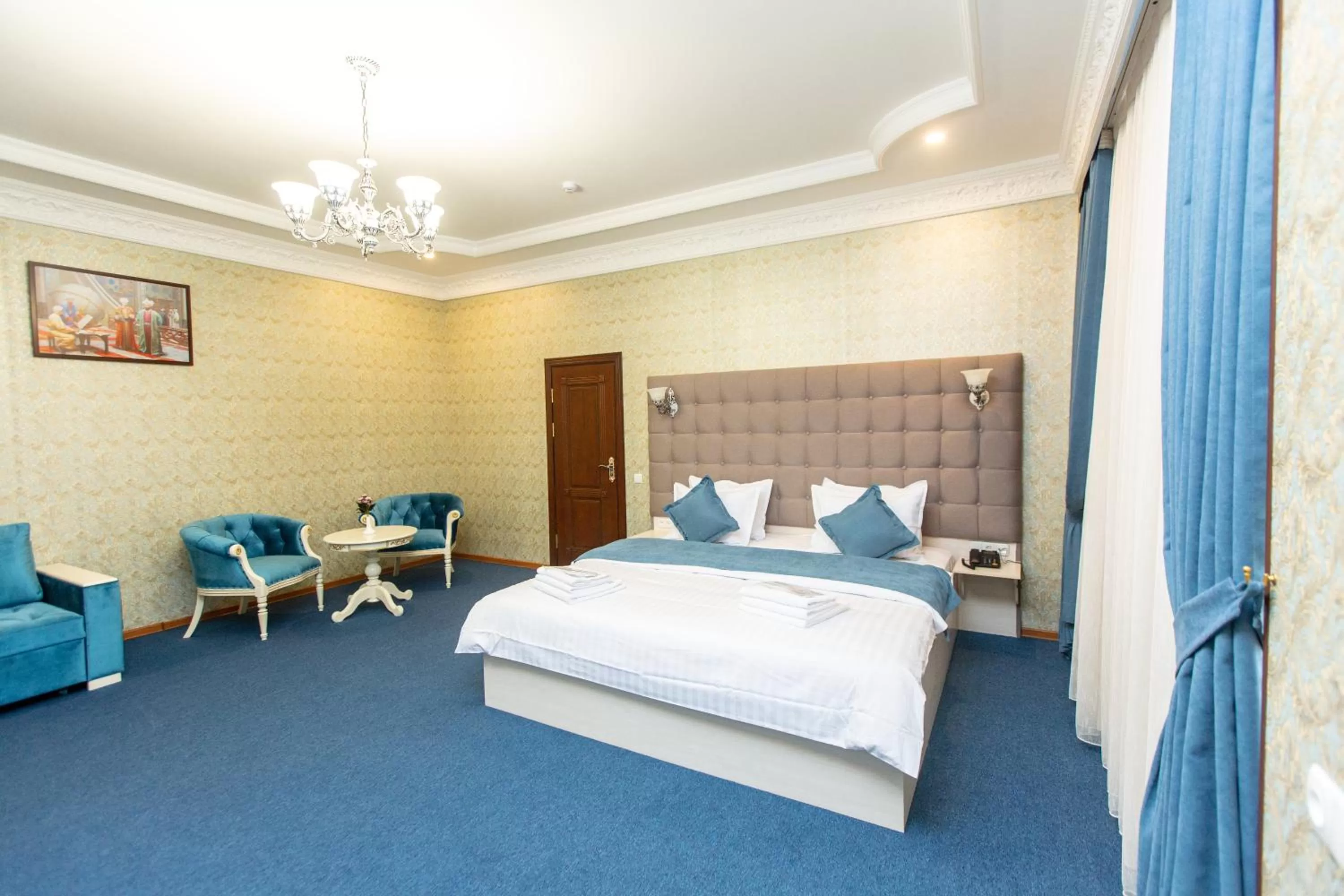 Bed in Mirzo Boutique Hotel