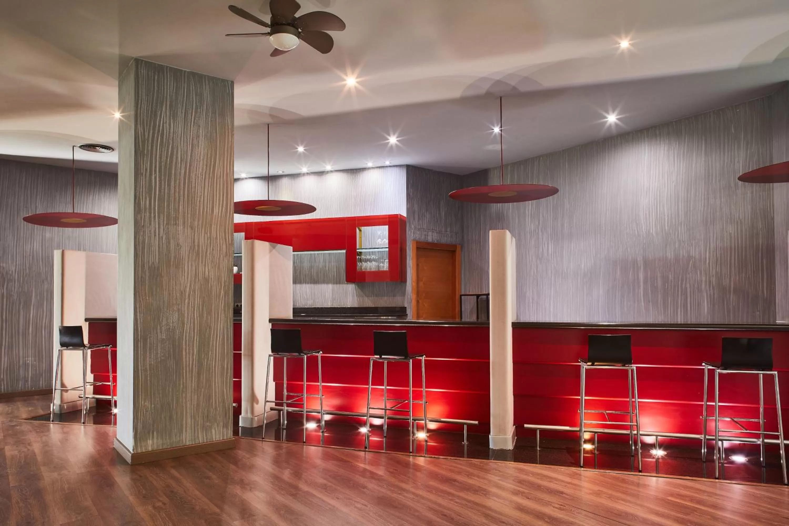 Restaurant/places to eat in Silken Al-Andalus Palace