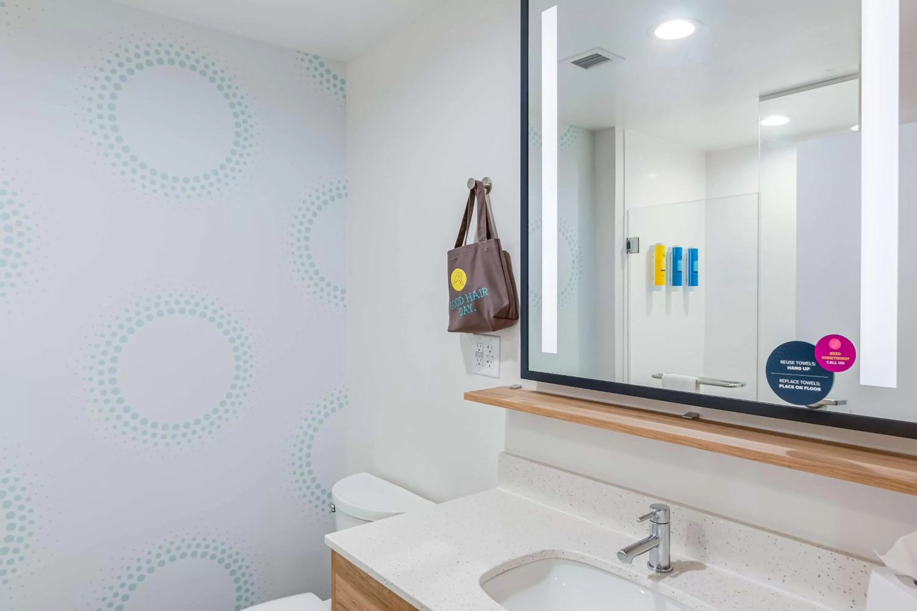 Bed in TRU By Hilton Clarksville