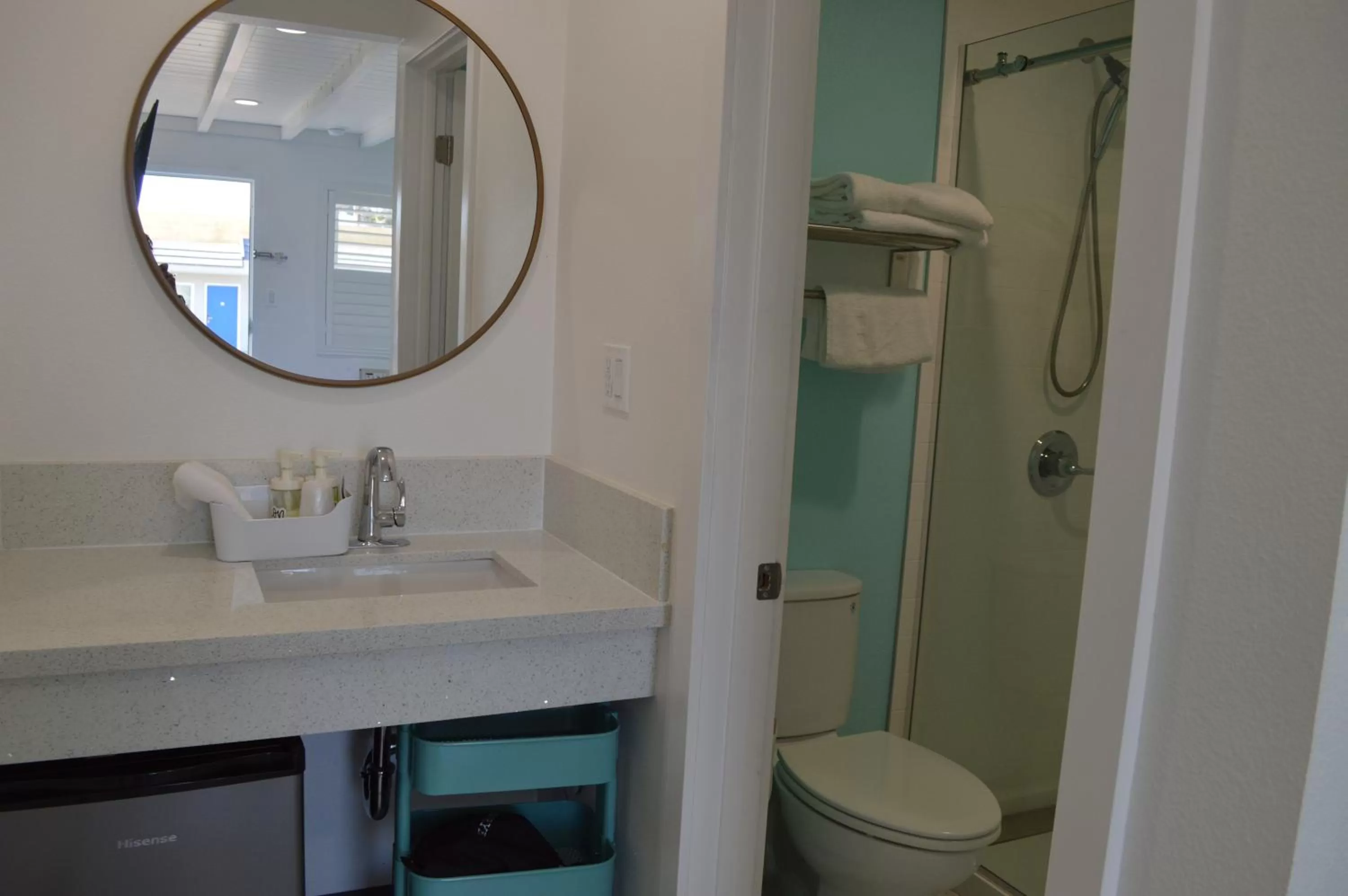 Shower in Calafia Inn San Clemente Newly renovated