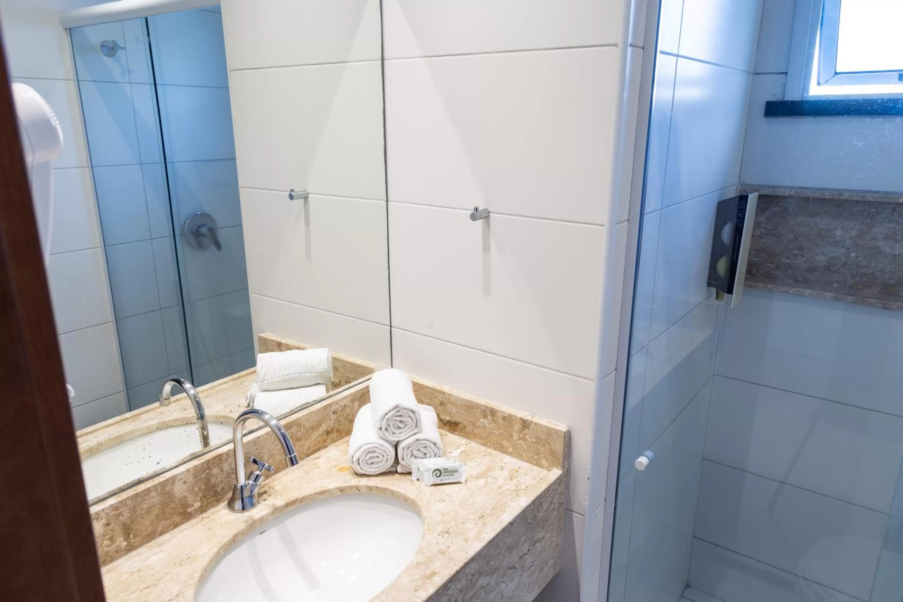 Bathroom in Aquidabã Praia Hotel