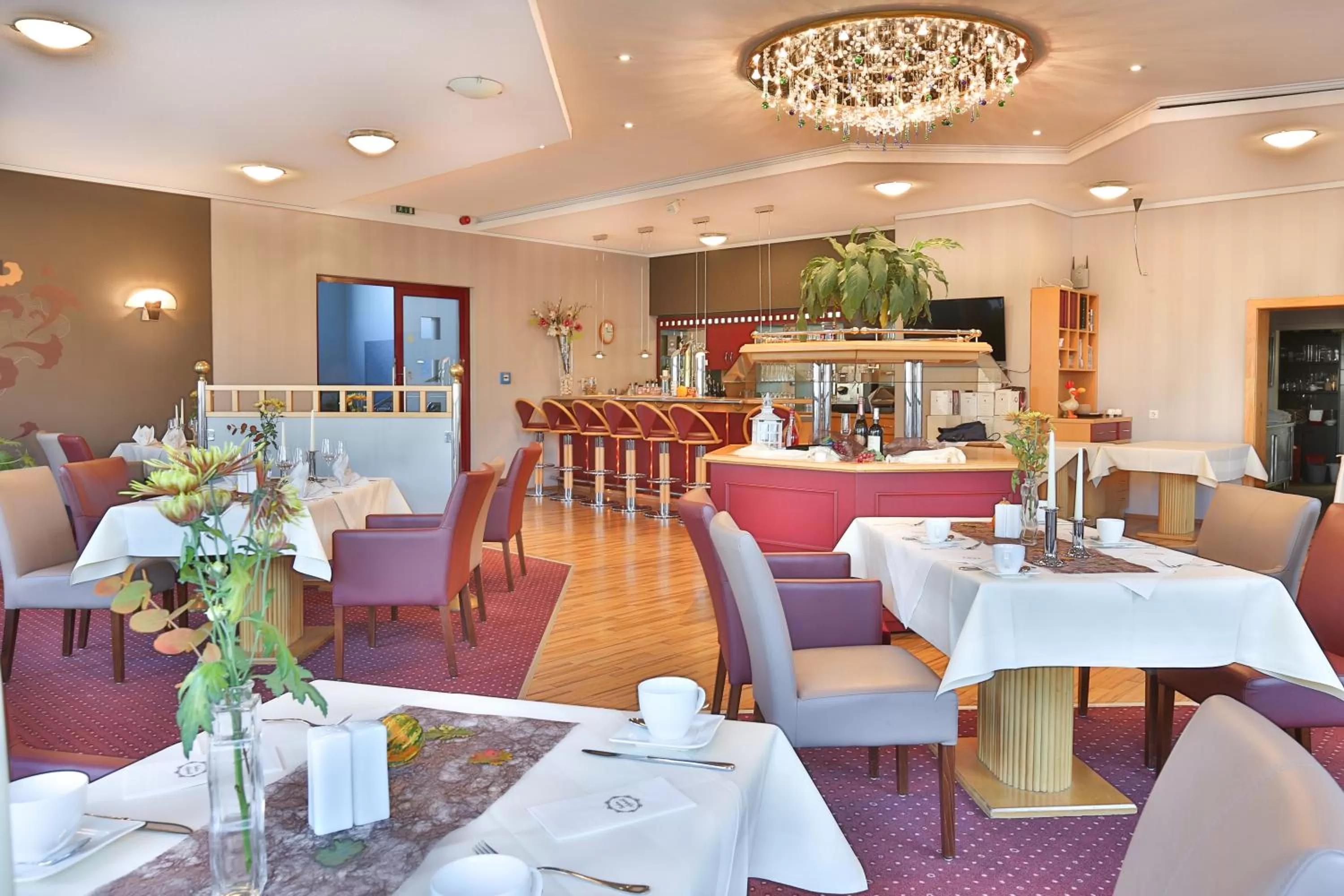 Restaurant/places to eat in Hotel Kristall
