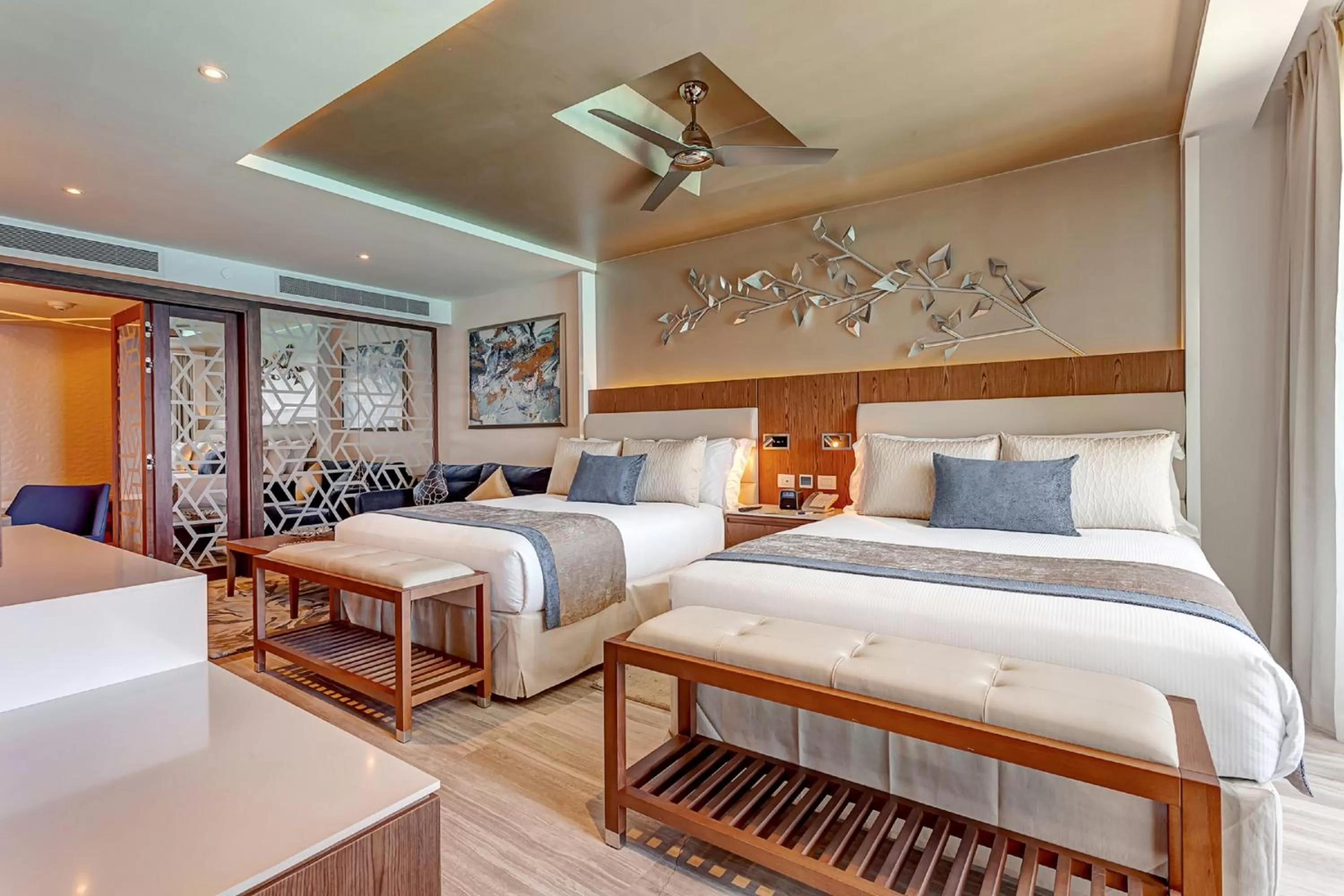 Bedroom, Bed in Royalton CHIC Cancun, An Autograph Collection All-Inclusive Resort - Adults Only