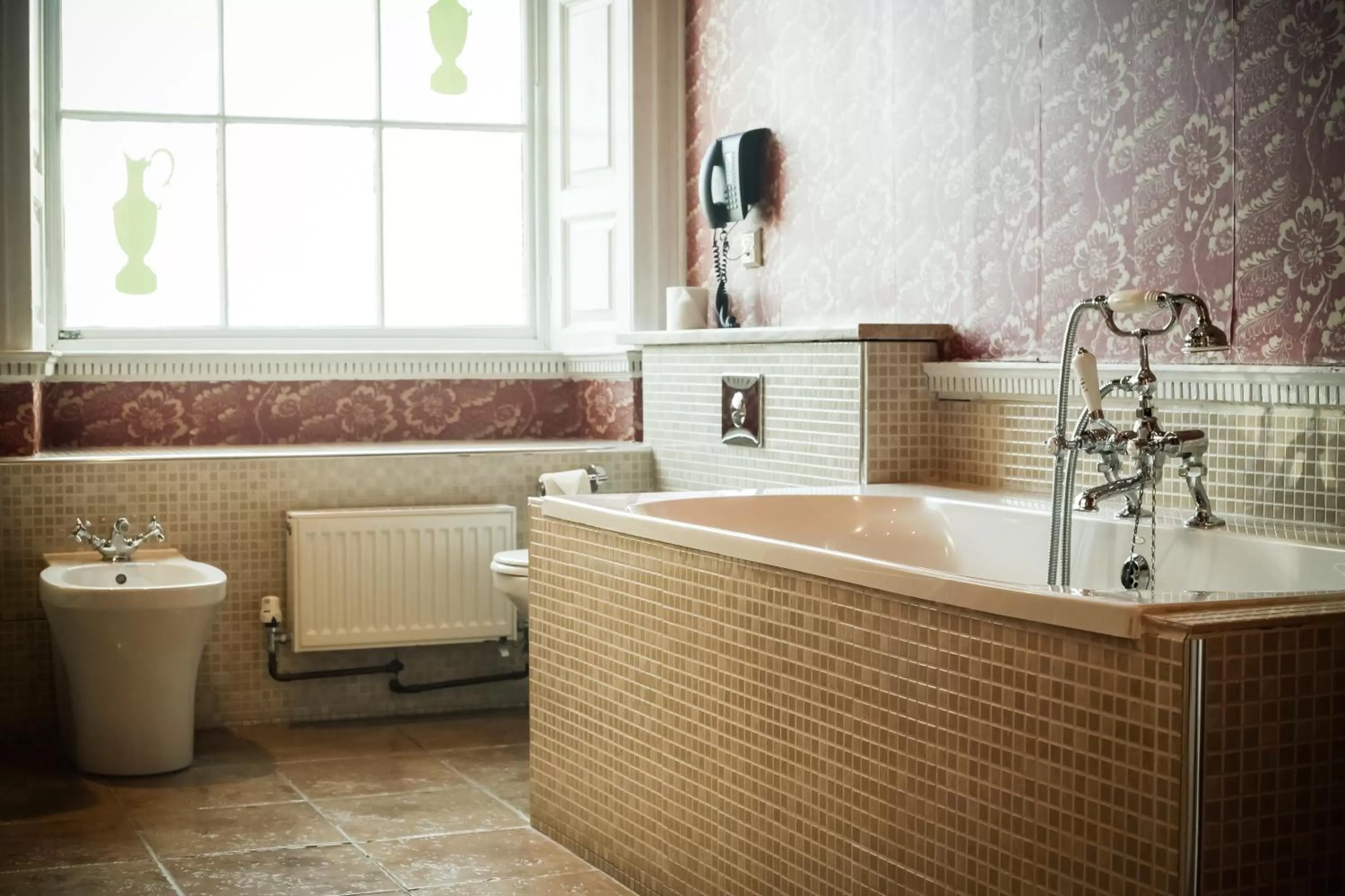 Bathroom in Colwick Hall Hotel