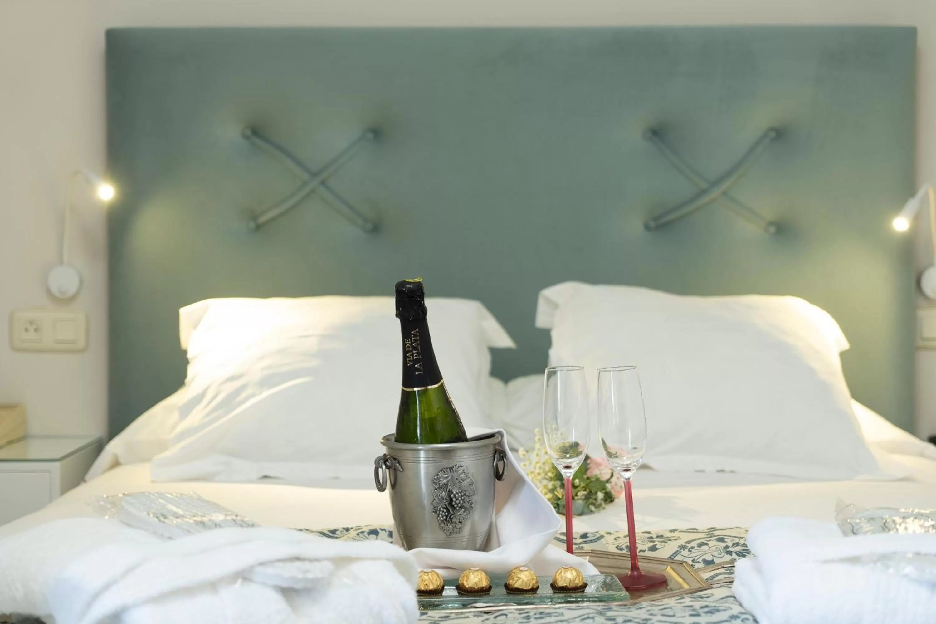 Bed in Hotel Rural Spa Don Juan de Austria