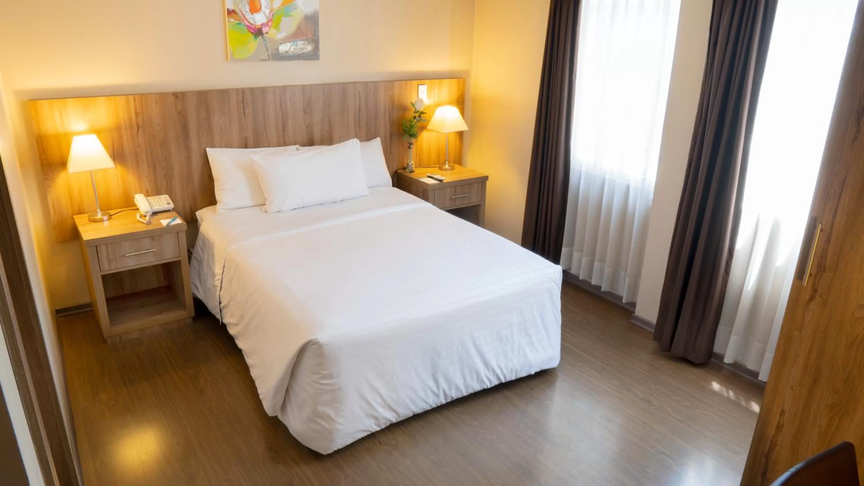 Property building, Bed in Fenix Hotel