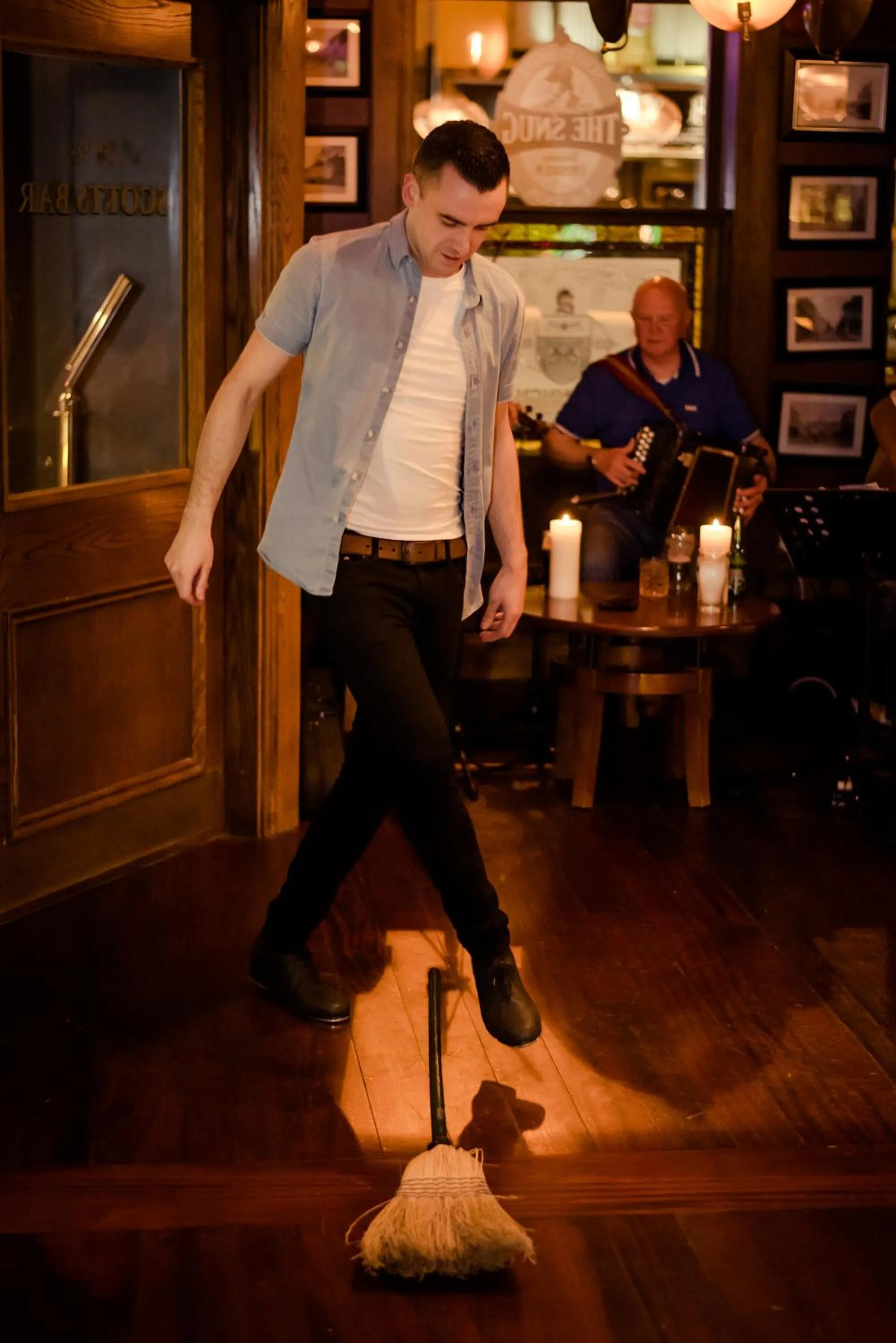 People in Scott's Hotel