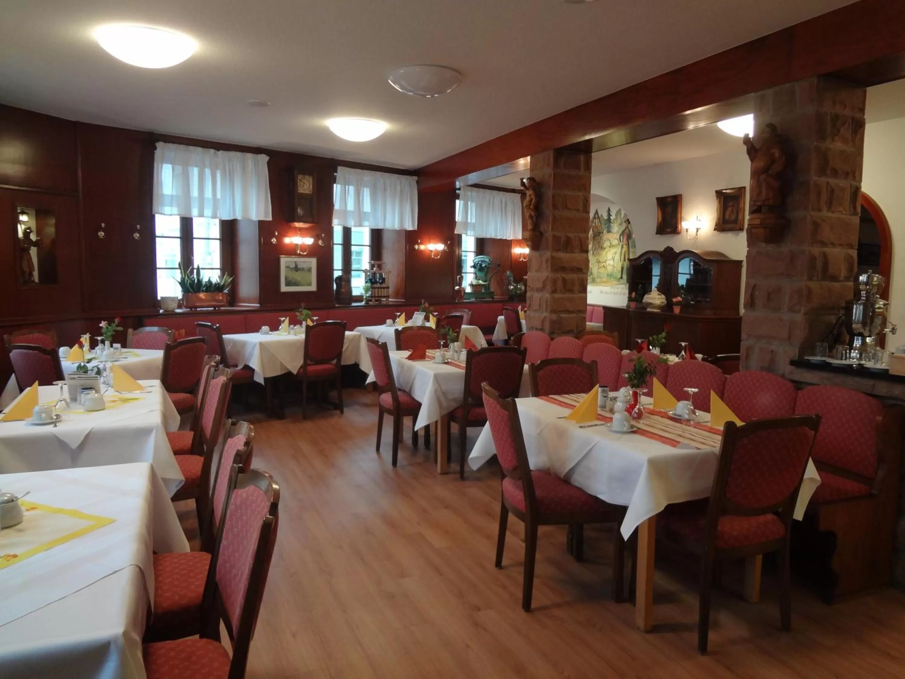 Restaurant/places to eat in Hotel Rose Heidelberg inklusive Frühstück, Saunanutzung und Parkplätze nach Verfügbarkeit