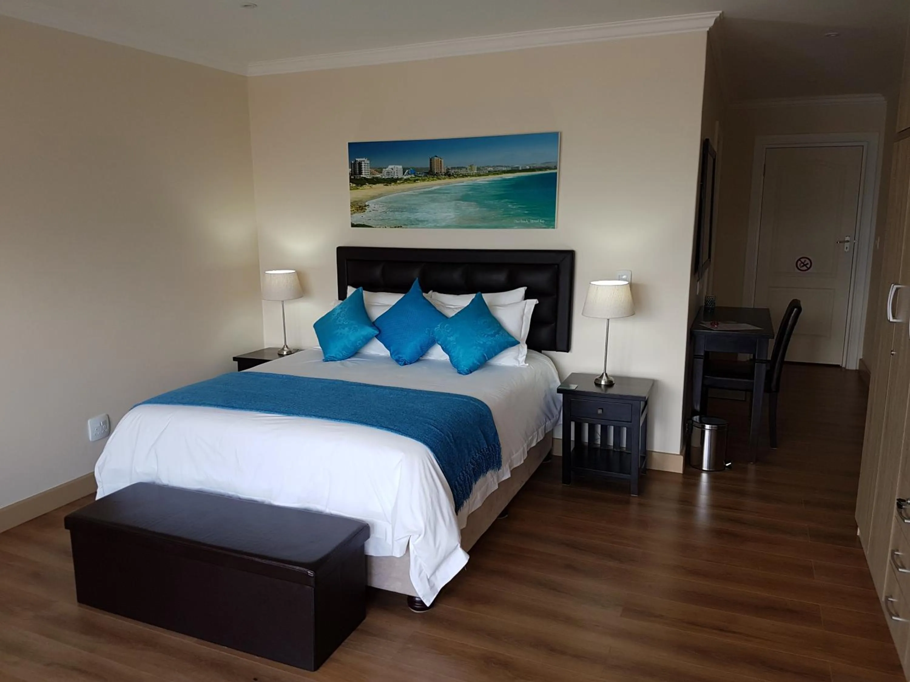 Photo of the whole room, Bed in Aquamarine Guest House