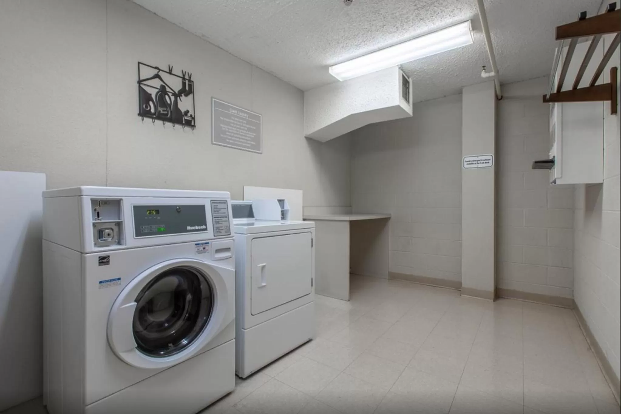 washing machine in Wingate by Wyndham Charlotte Concord Mills/Speedway