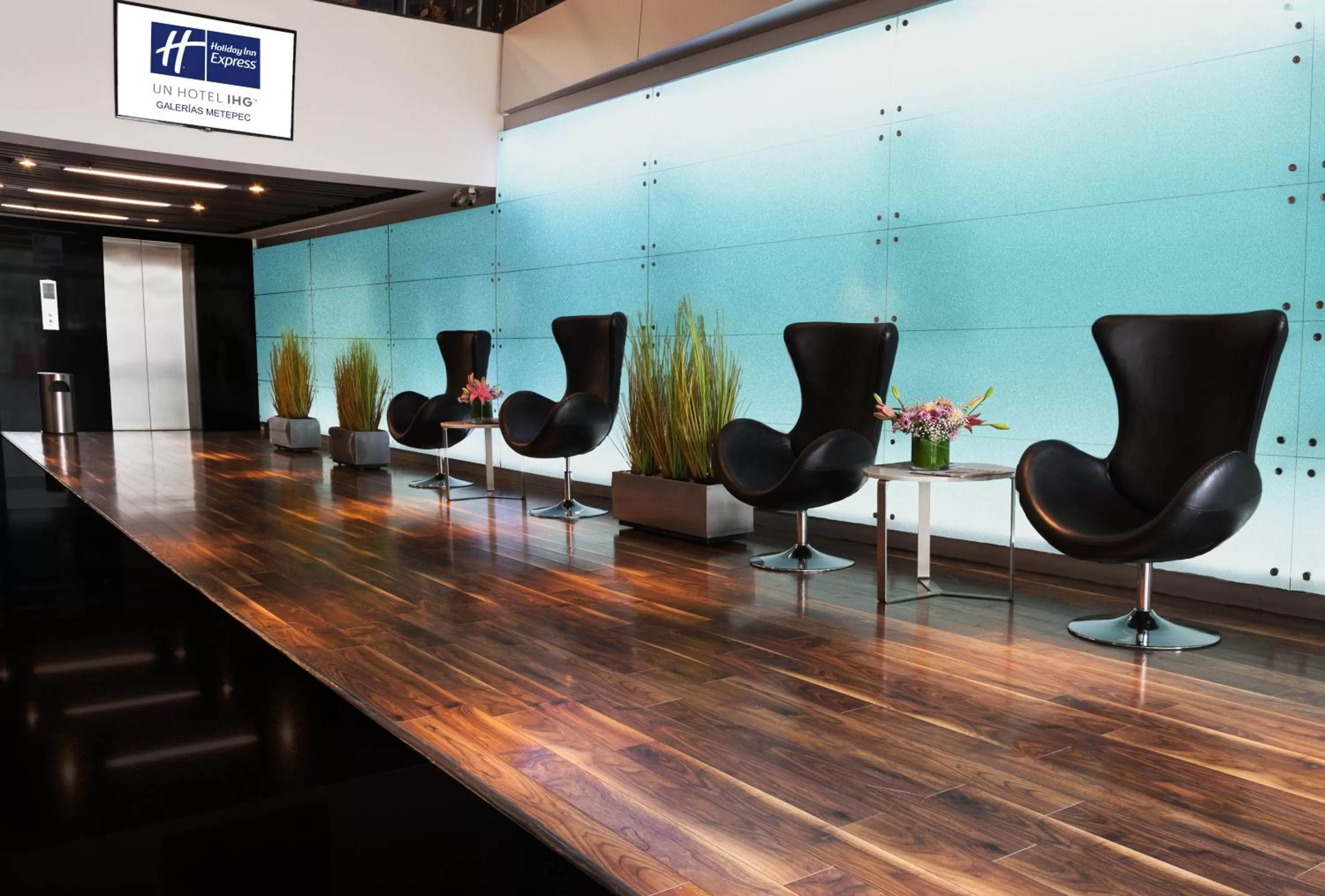 Property building in Holiday Inn Express Toluca Galerias Metepec by IHG