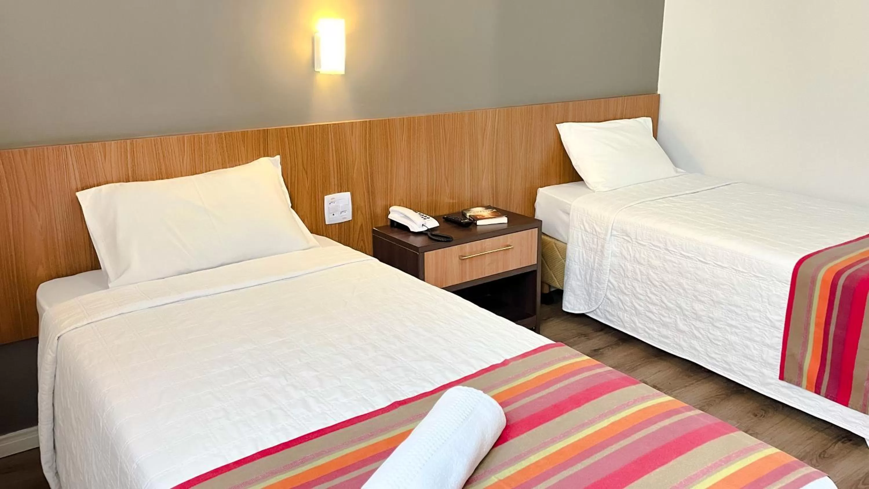 Standard Triple Room with Three Single Beds in Itajaí Express Residence