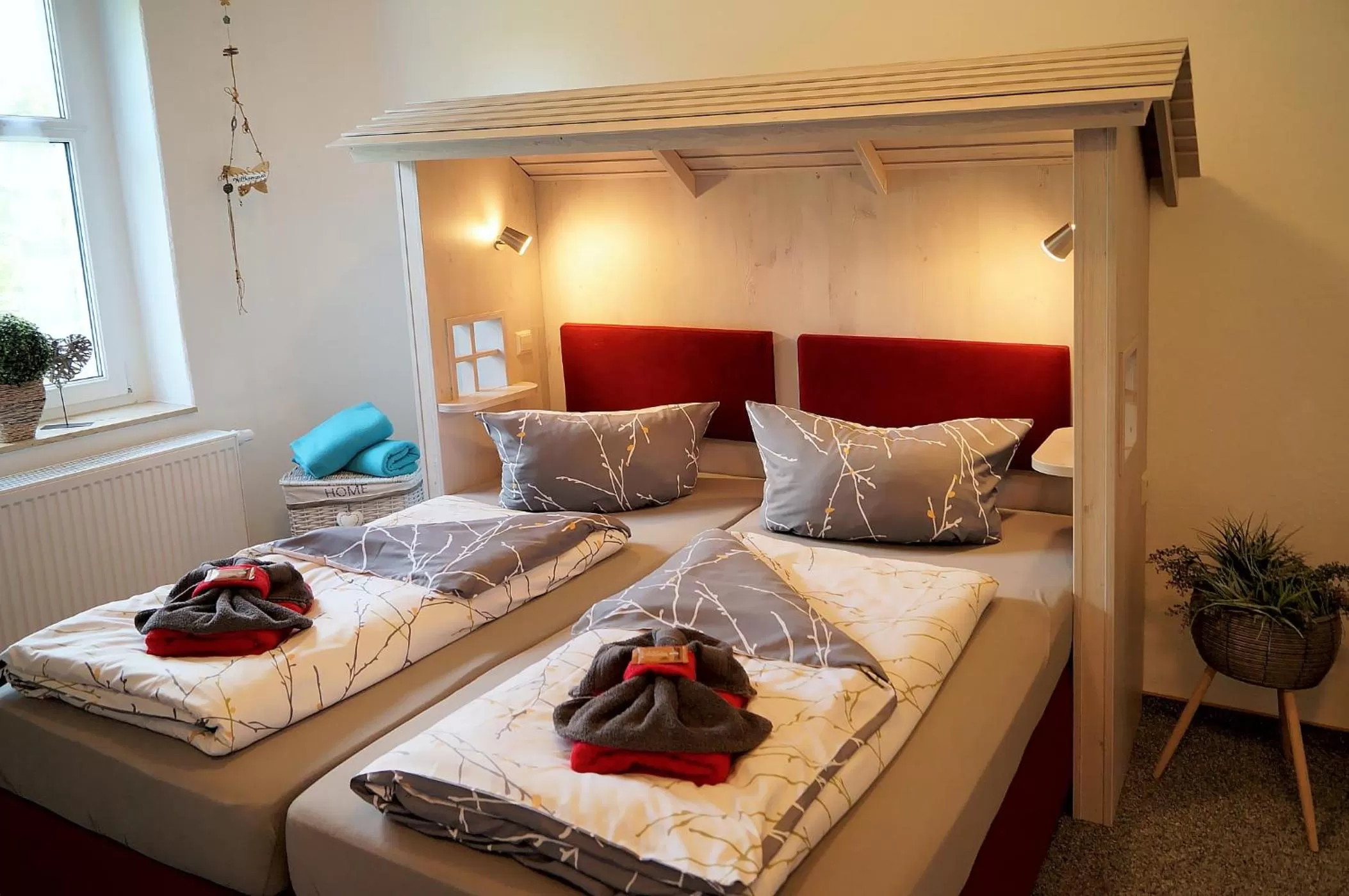 Photo of the whole room, Bed in Erzgebirgshotel Misnia Bärenfels