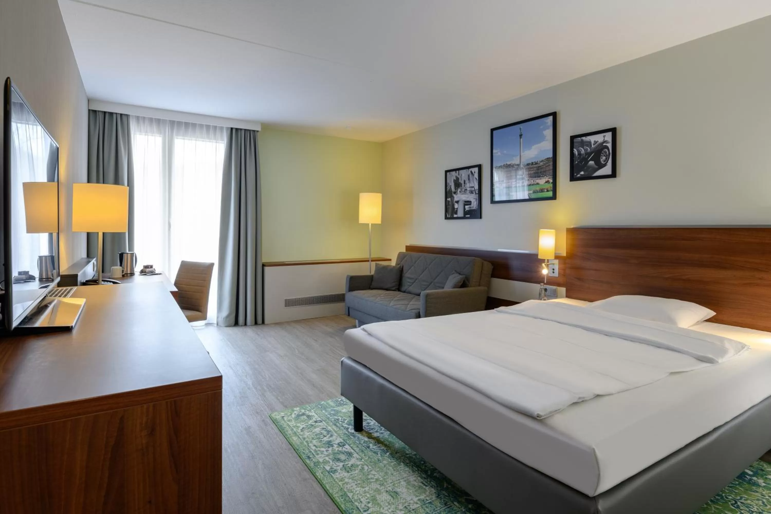 Living room, Bed in Mercure Stuttgart Sindelfingen an der Messe