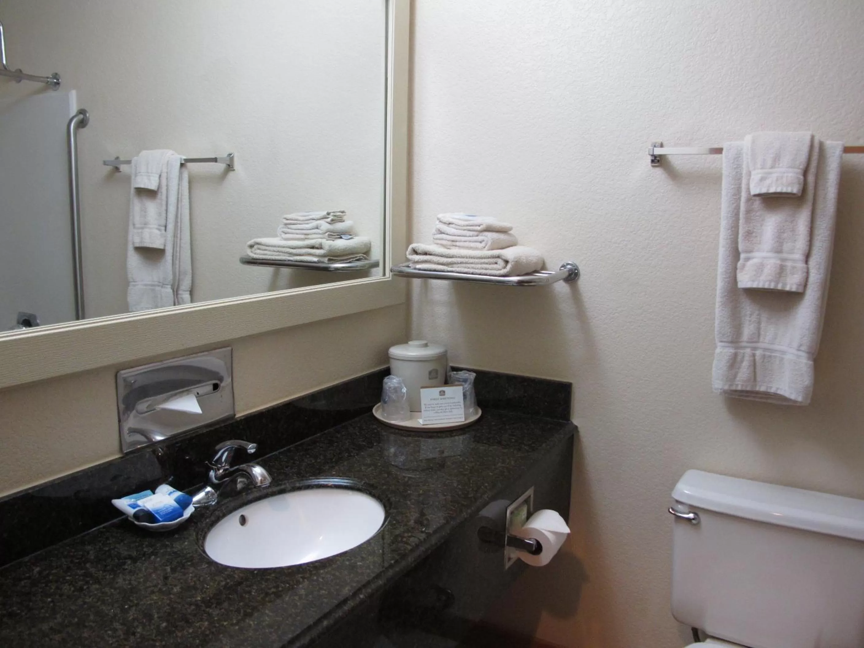 Best Western Lake Lucille Inn