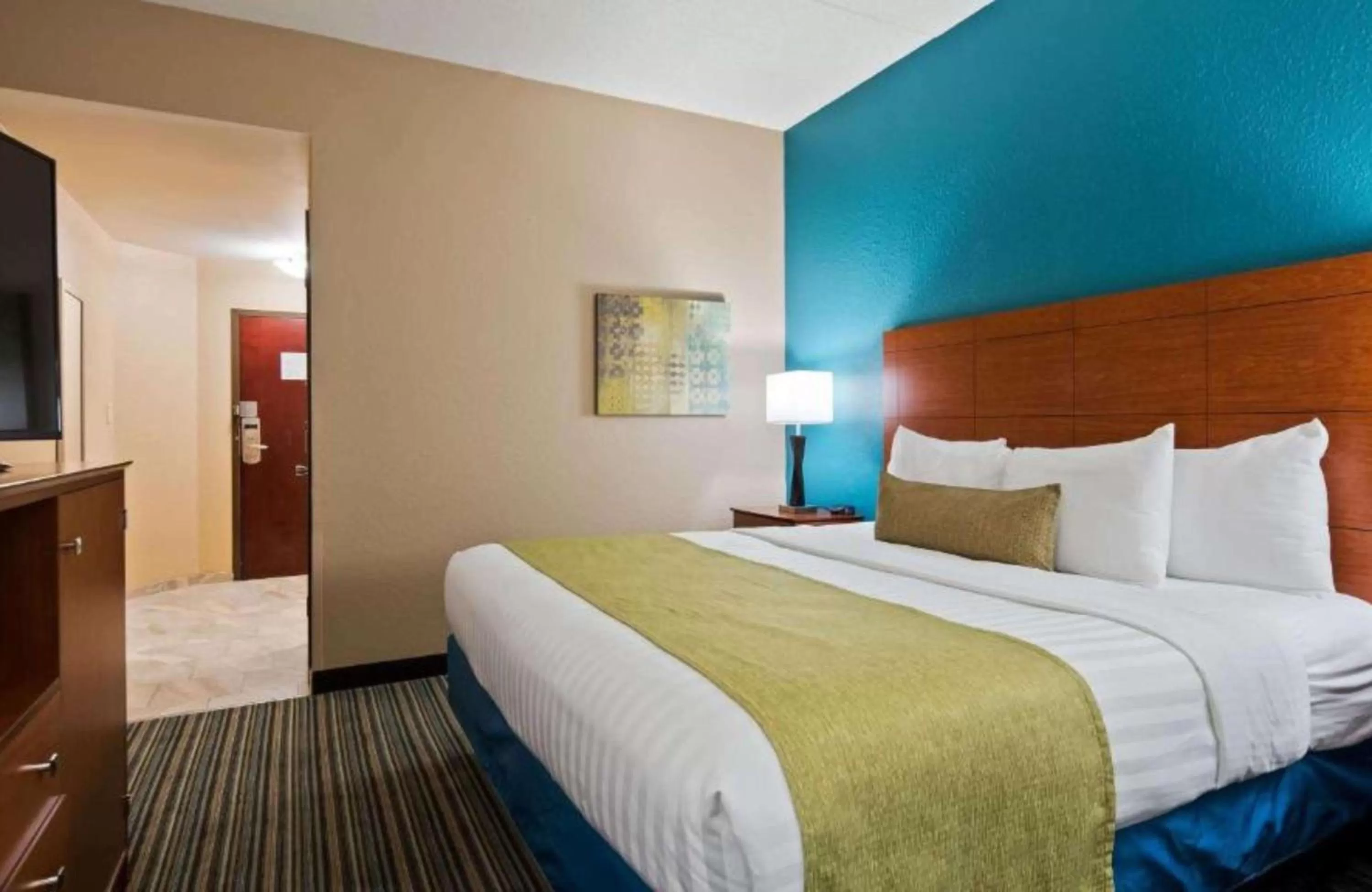 Bedroom, Bed in Best Western Eagles Inn