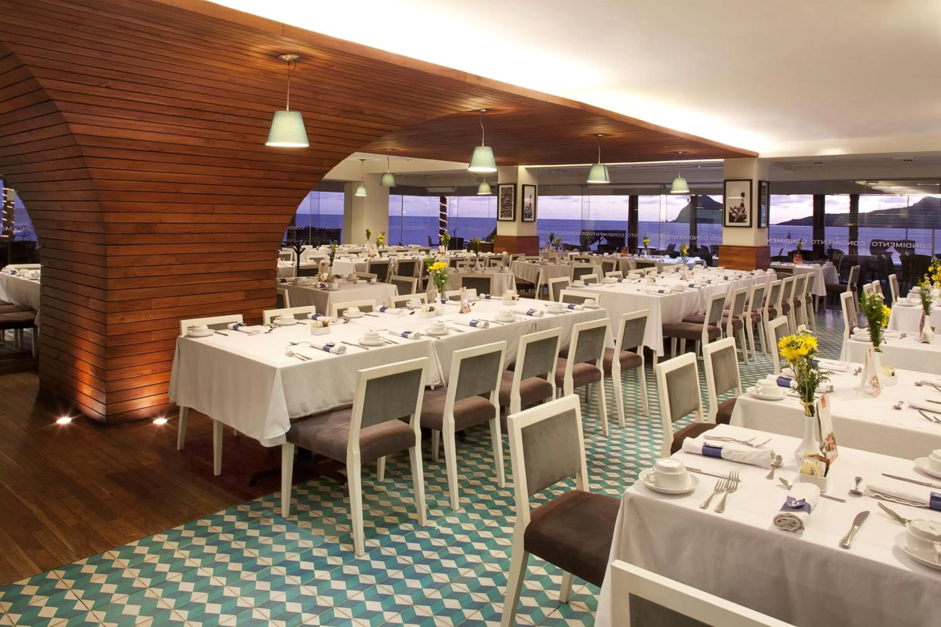 Restaurant/places to eat in Emporio Mazatlan