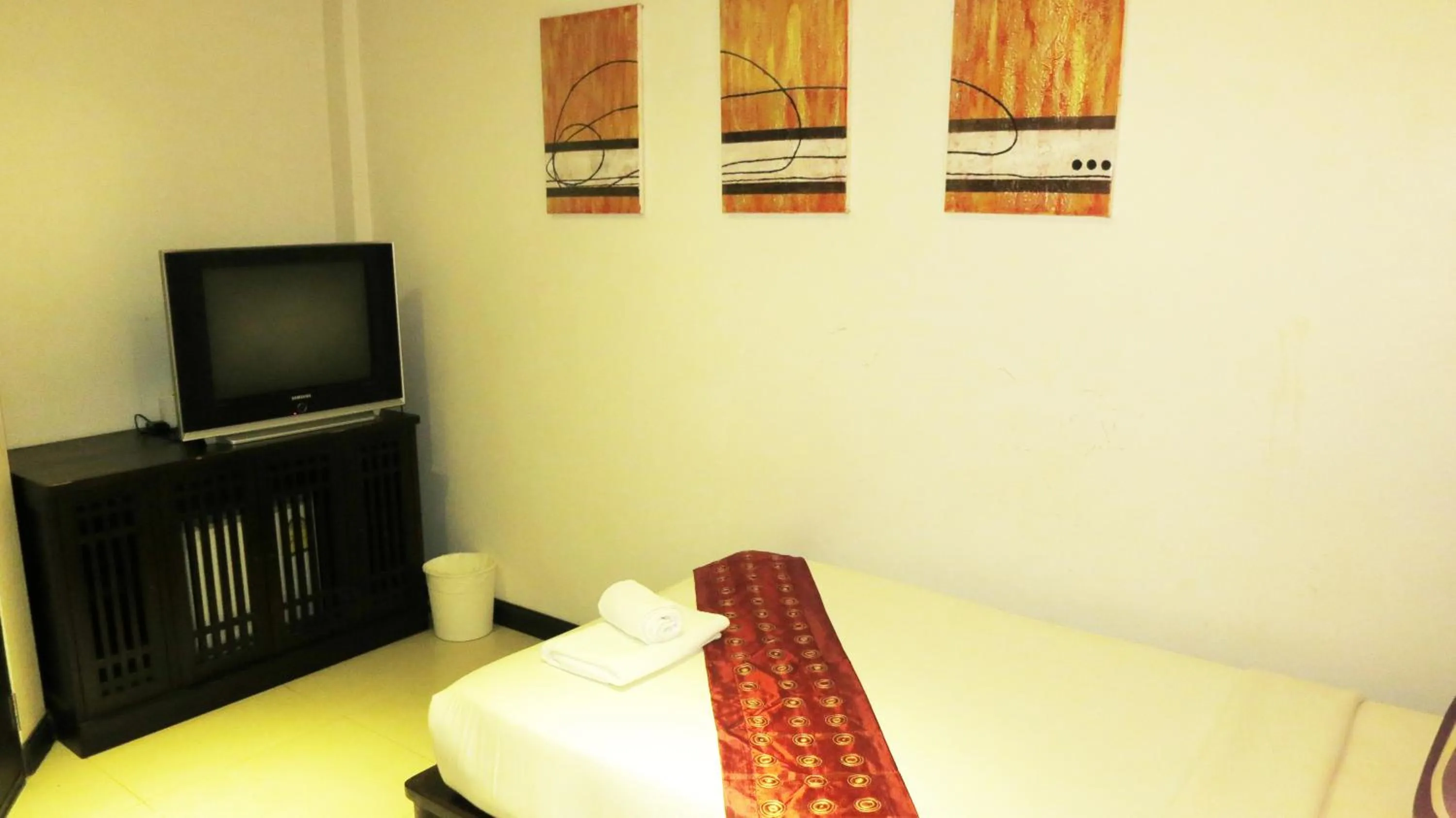 Photo of the whole room, Bed in Queen Boutique Hotel Chaweng