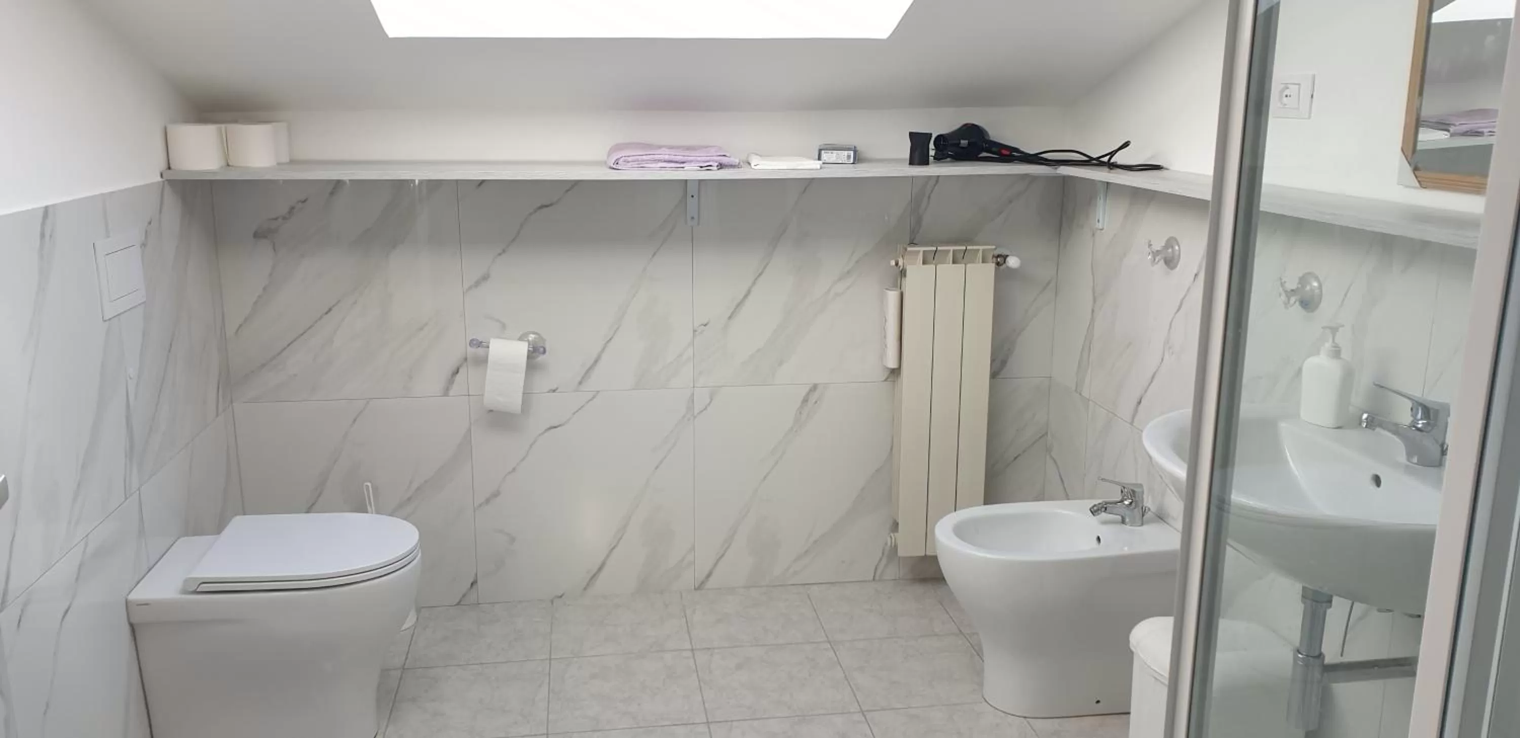 Bathroom in Le Acacie rooms - ex B&B