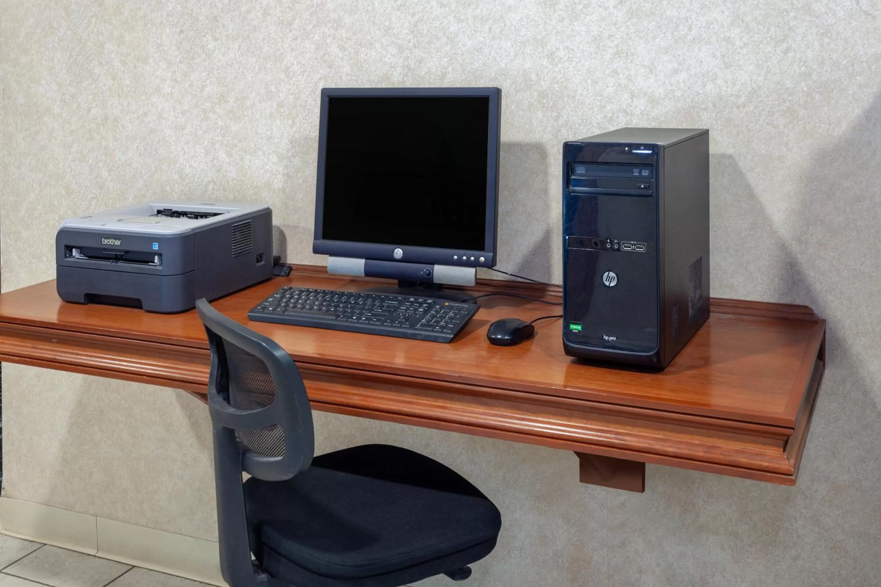 Fitness centre/facilities in Days Inn by Wyndham Wooster