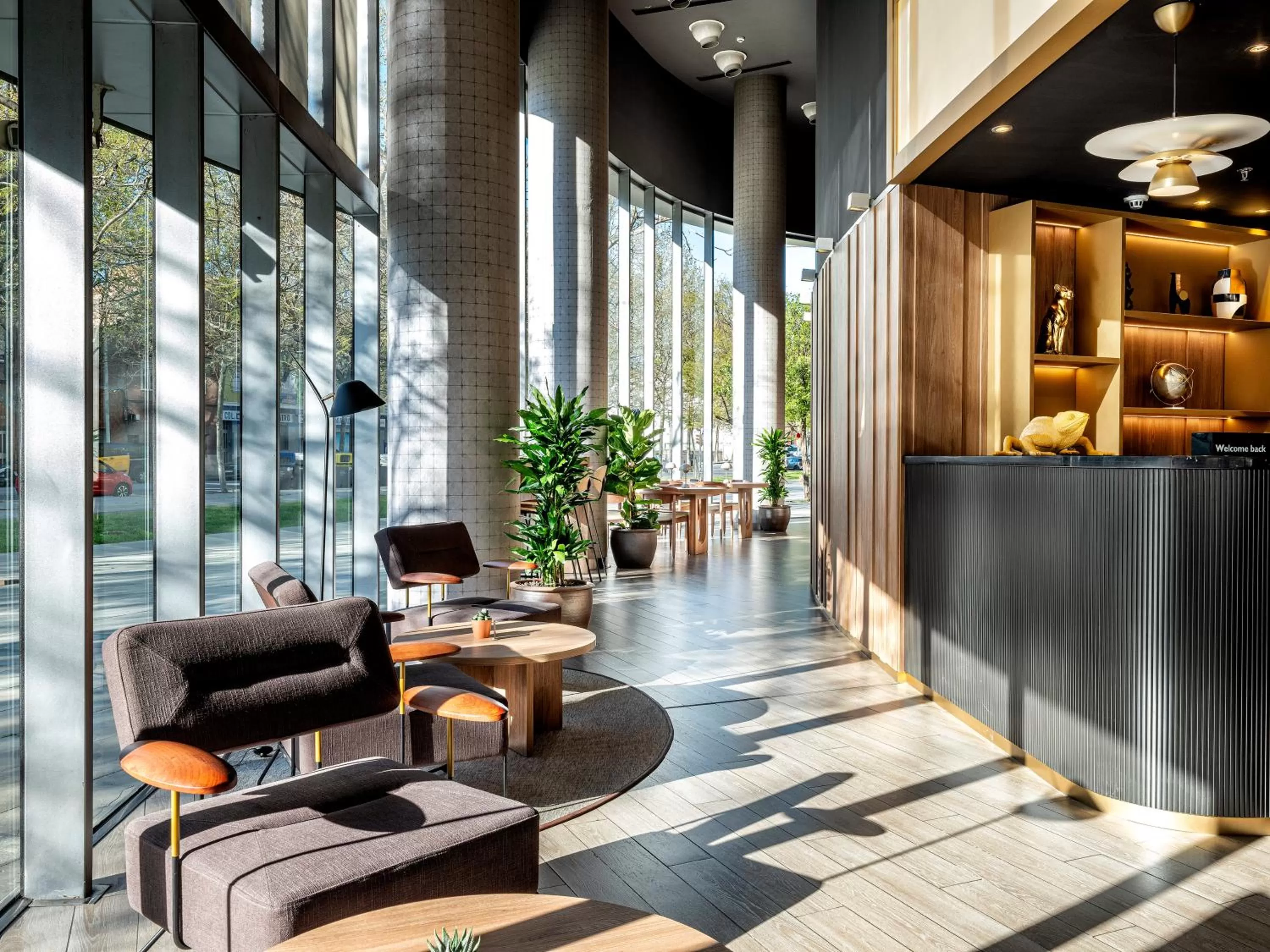 Lobby or reception in Hotel Barcelona Condal Mar Affiliated by Meliá