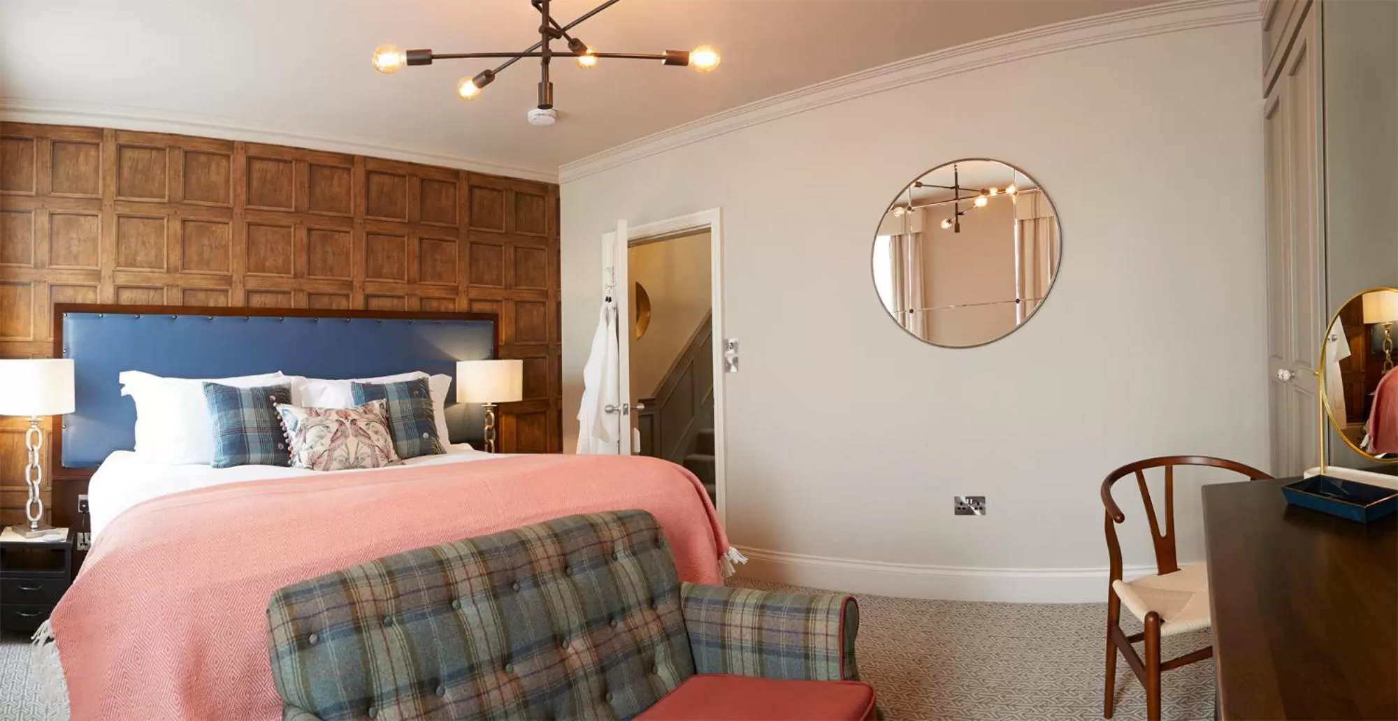 Bedroom, Bed in The Plough Inn & Cottages