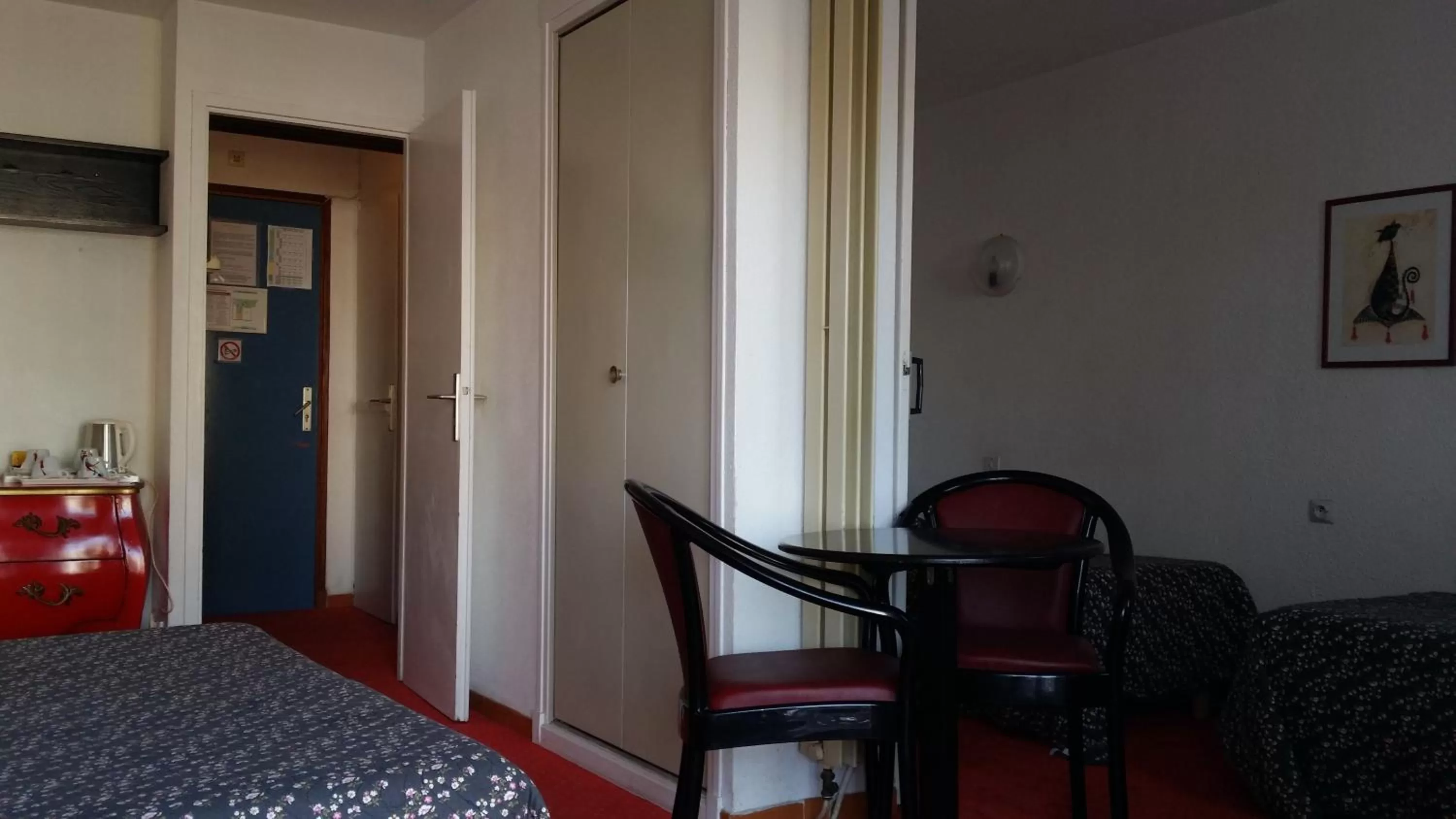 Bedroom, Bed in La Voile D' Or