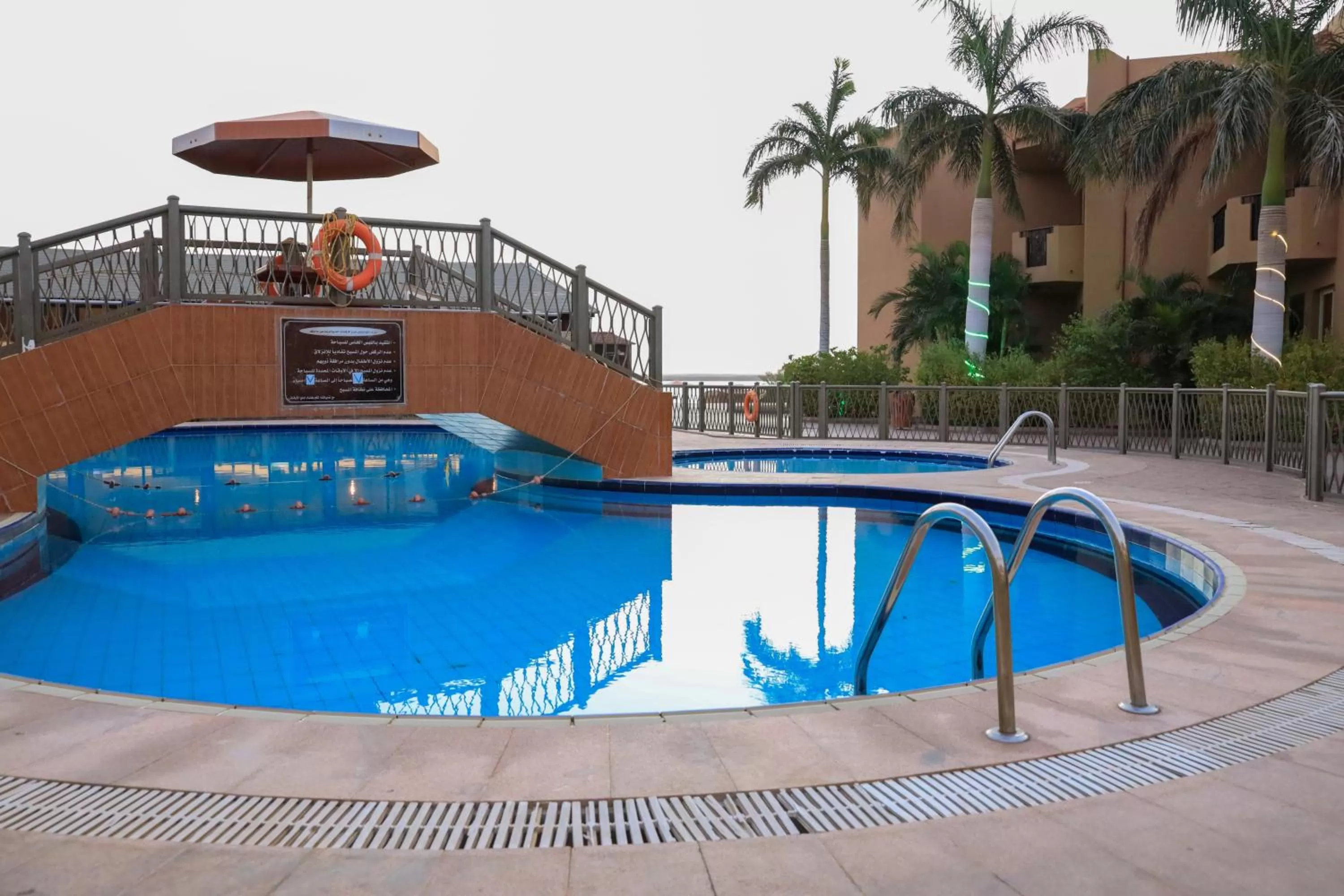 Swimming Pool in منتجع الاحلام ينبع & Alahlam Resort Yanbu
