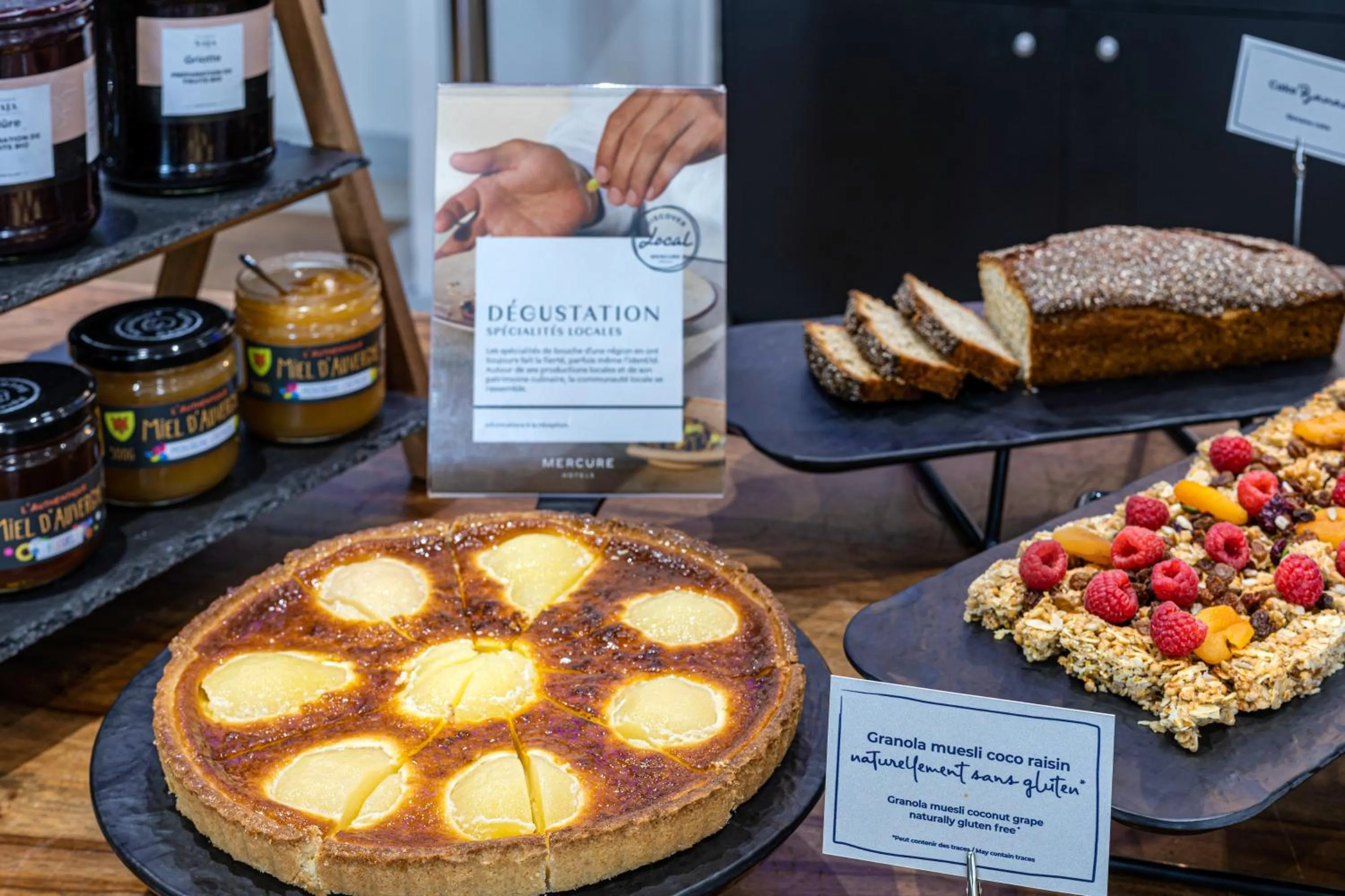 Food and drinks in Mercure Paris Porte d'Orleans