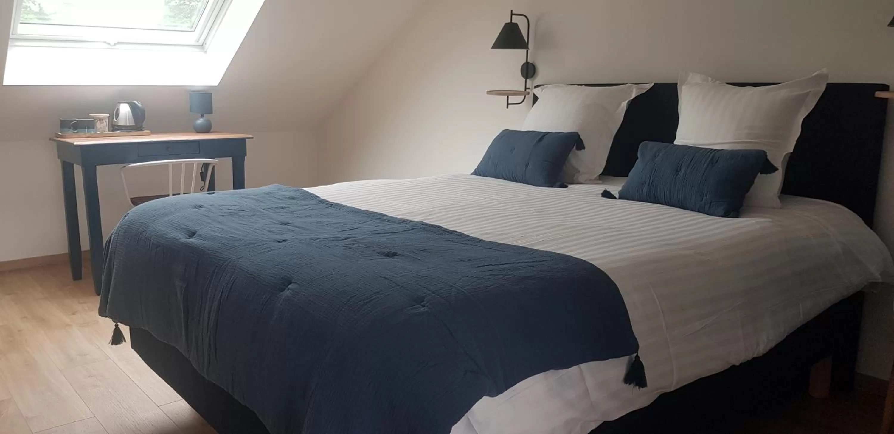 Bedroom, Bed in La Passerelle