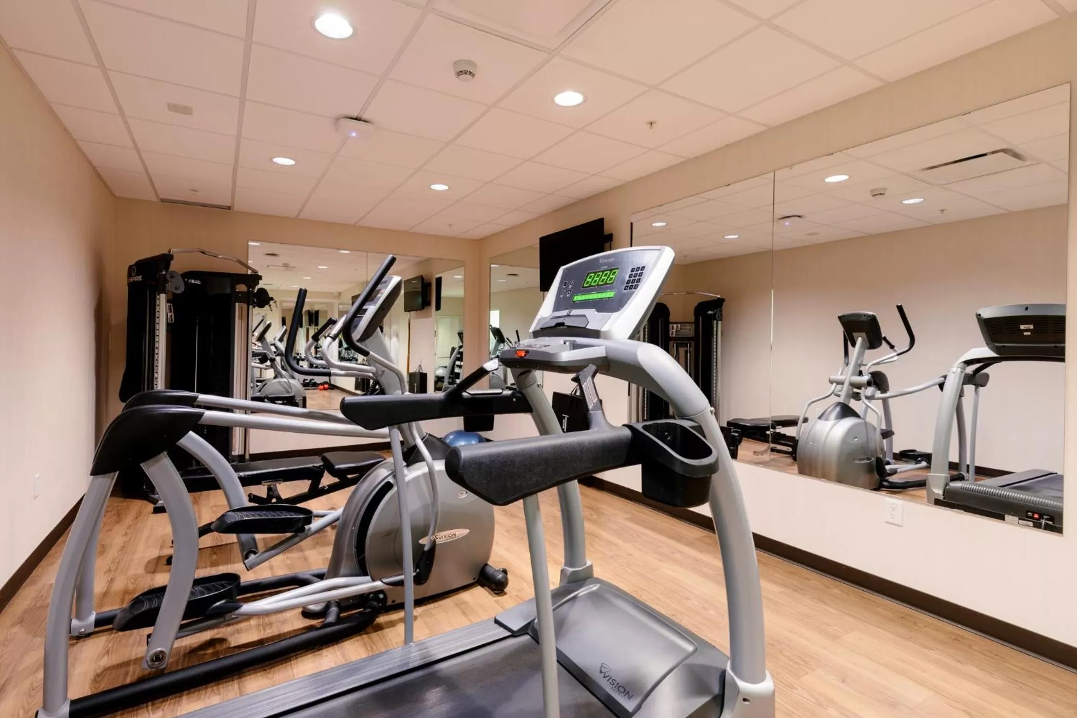 Fitness centre/facilities in The Crimson Jasper