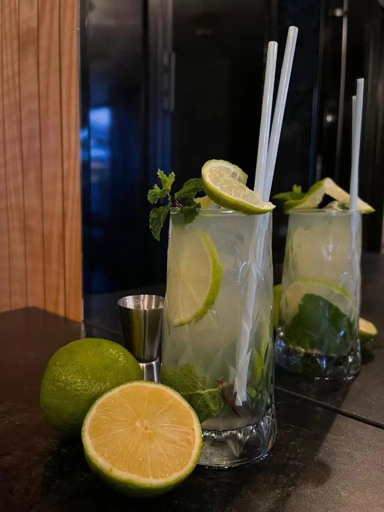 Food and drinks in 313 Villa City Center Hotel