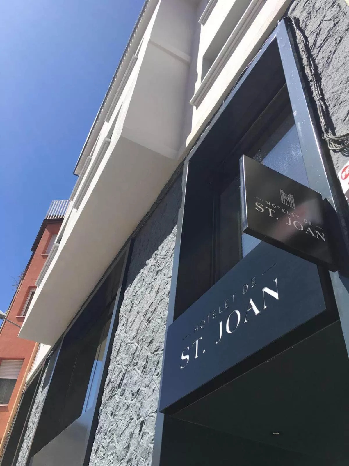 Facade/entrance in Hotelet de Sant joan