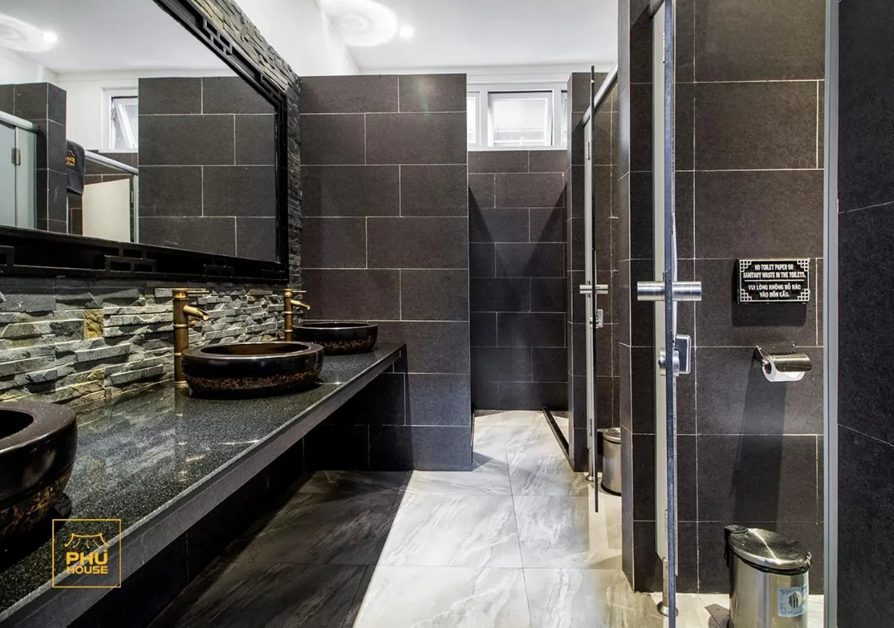 Bathroom in Phu House