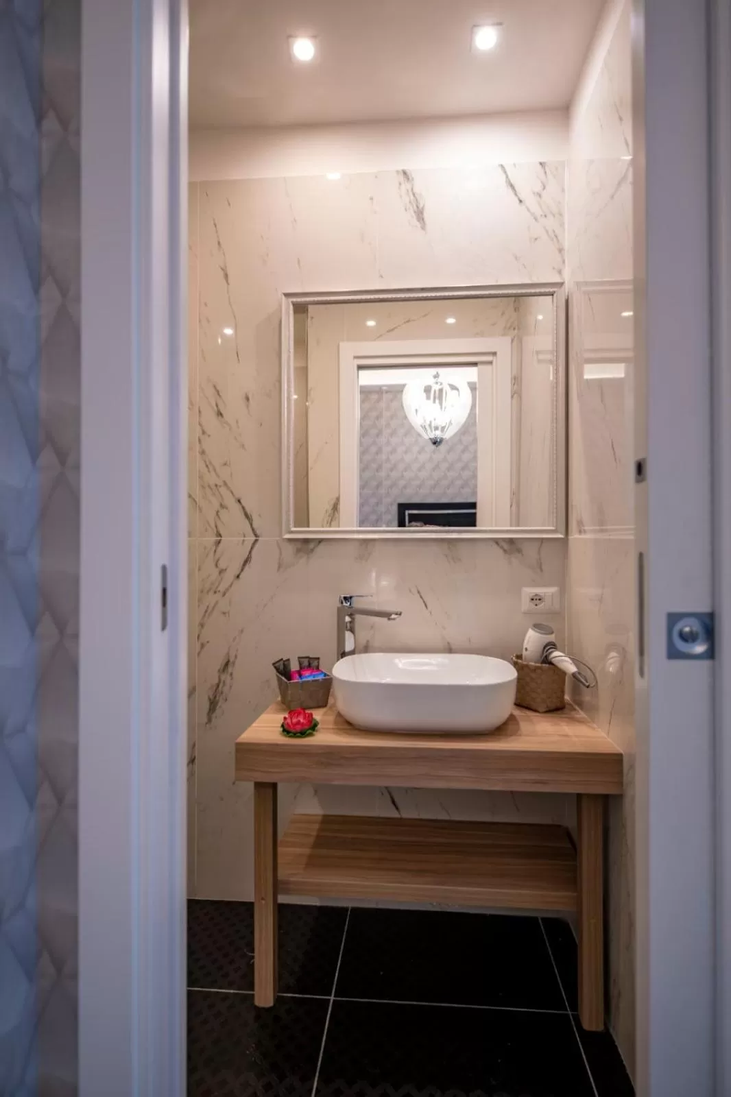 Bathroom in Luna Luxury Bed and Breakfast