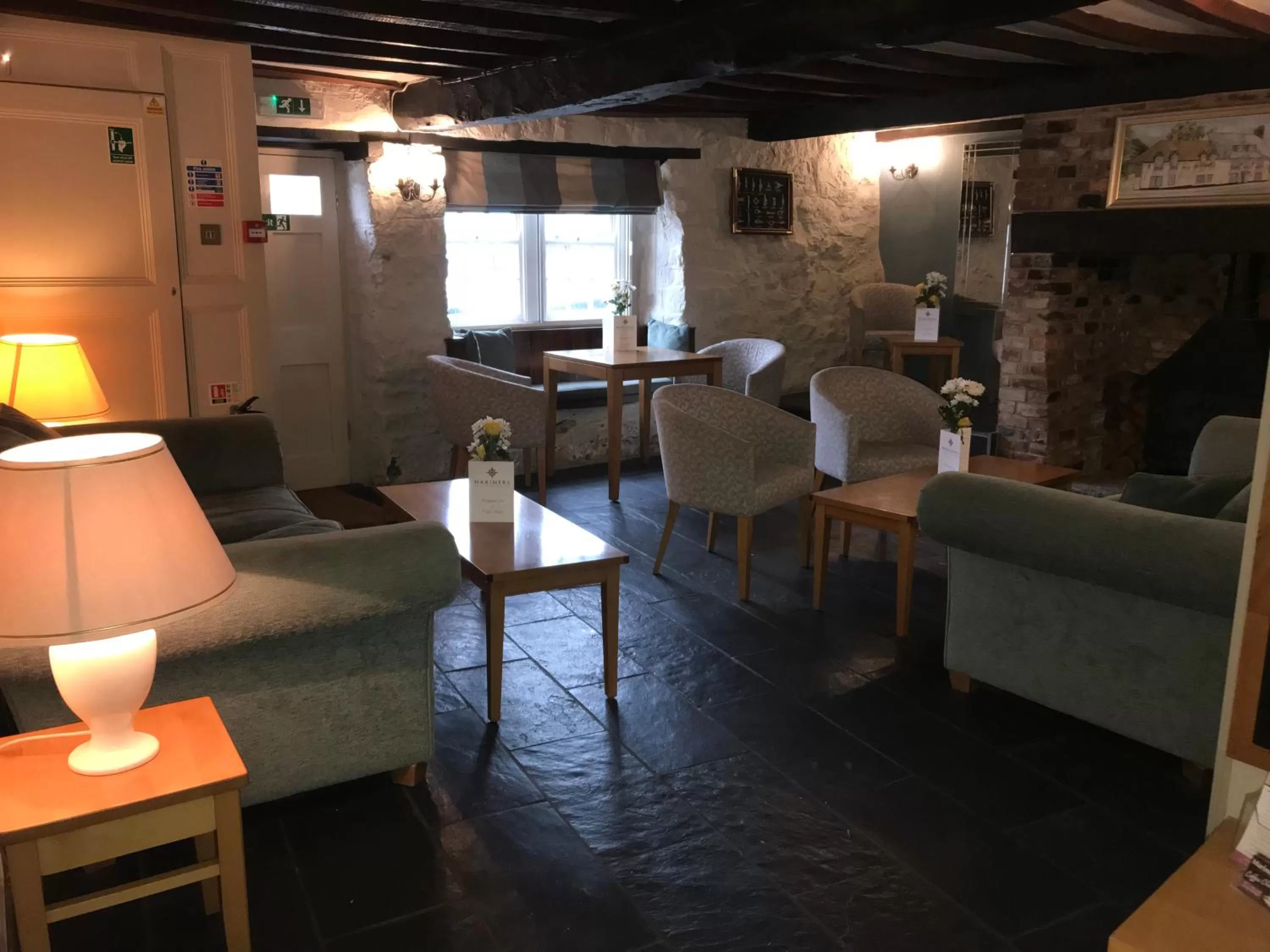 Lounge or bar in The Mariners Hotel