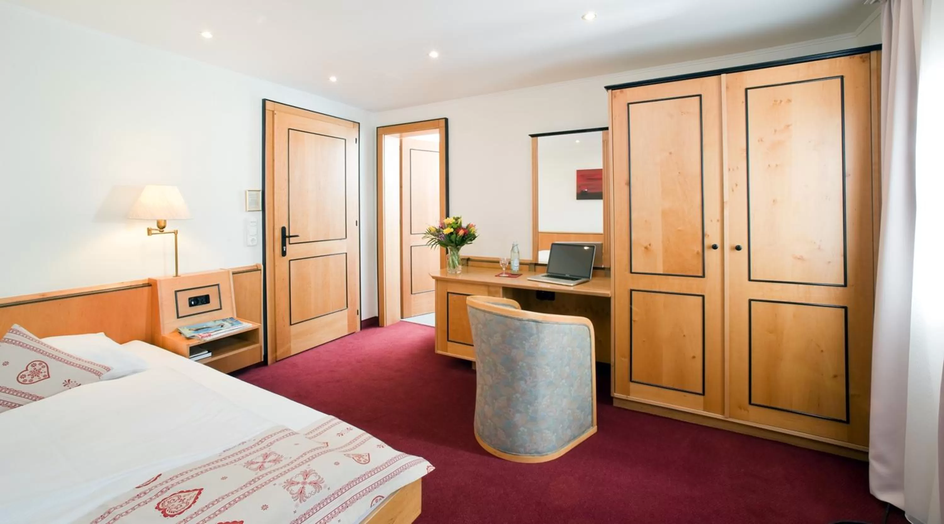 Bedroom, Bed in Hotel Riezler Hof