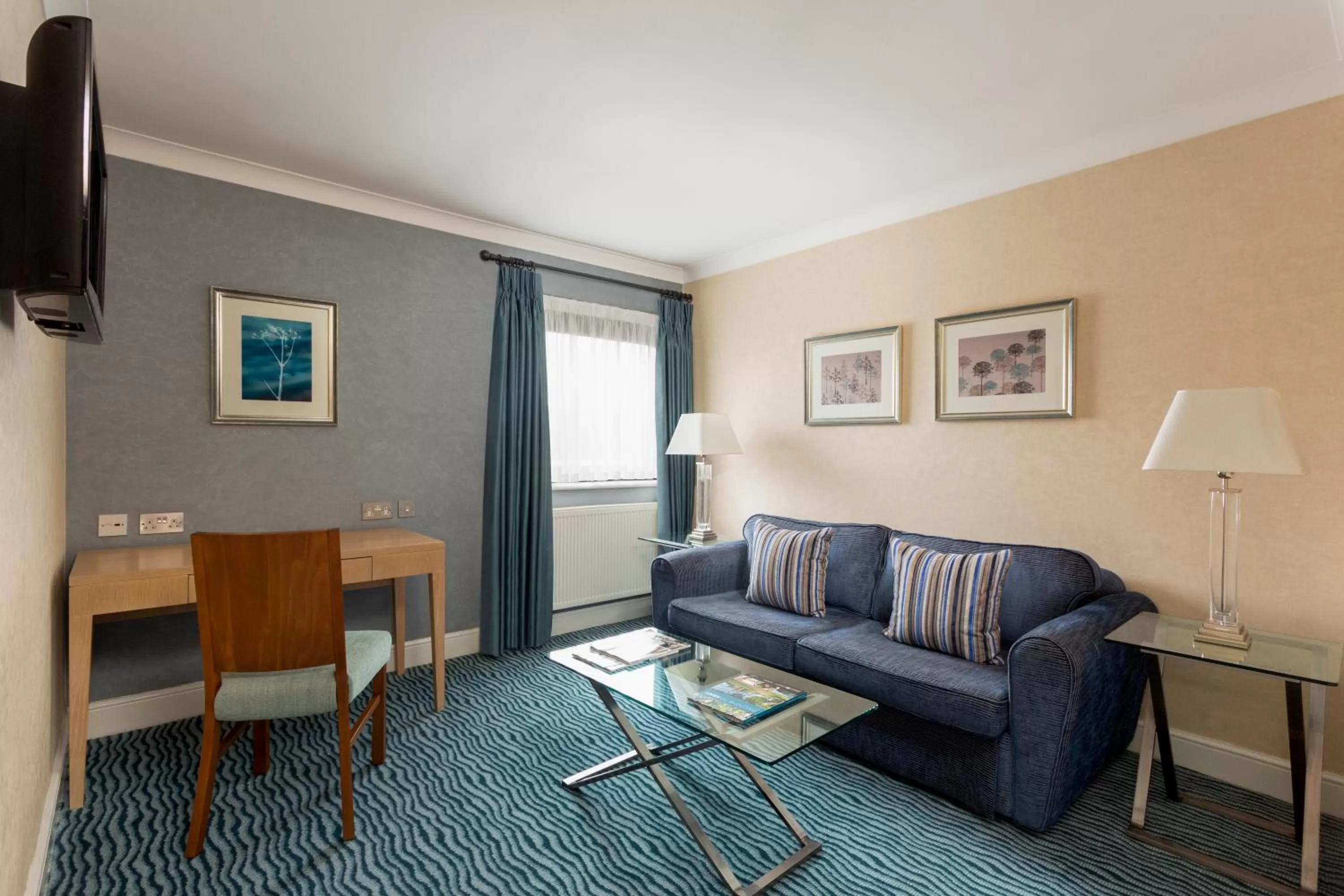 Living room in Bridgewood Manor Hotel & Spa