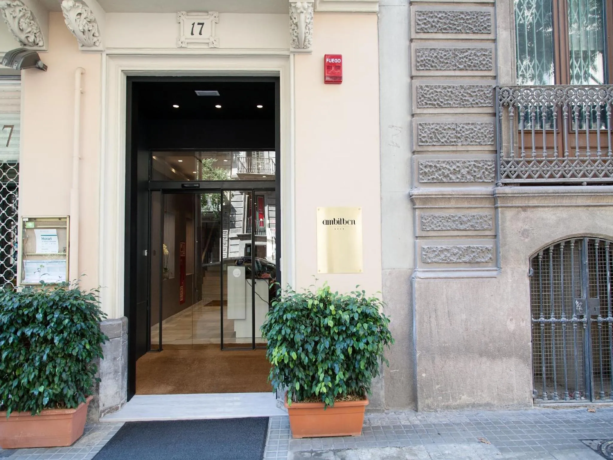 Facade/entrance in Hotel Àmbit Barcelona