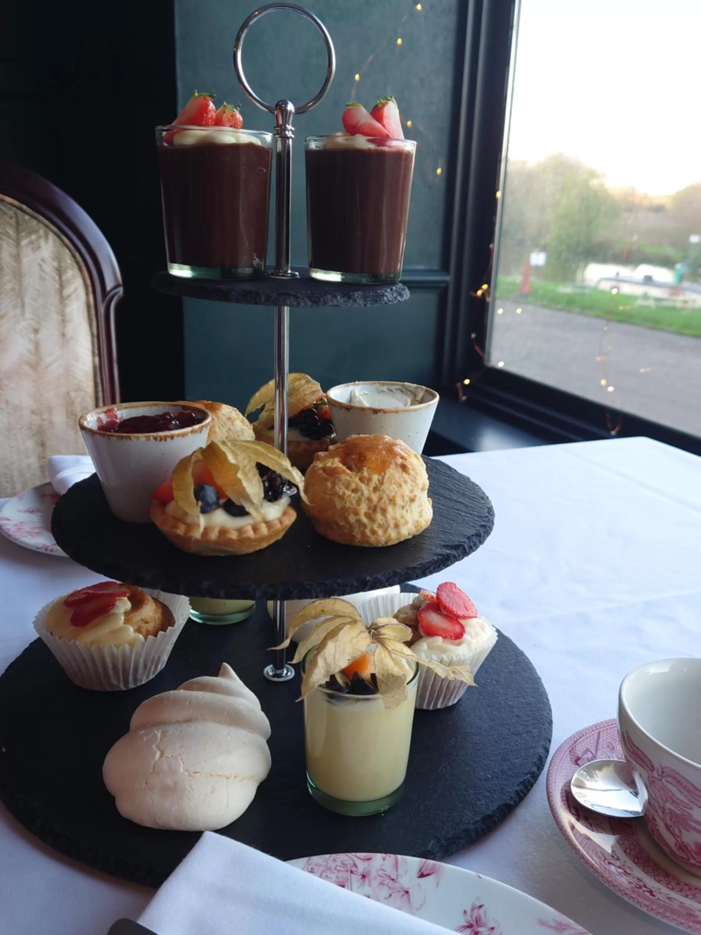 Restaurant/places to eat in Shillingford Bridge Hotel