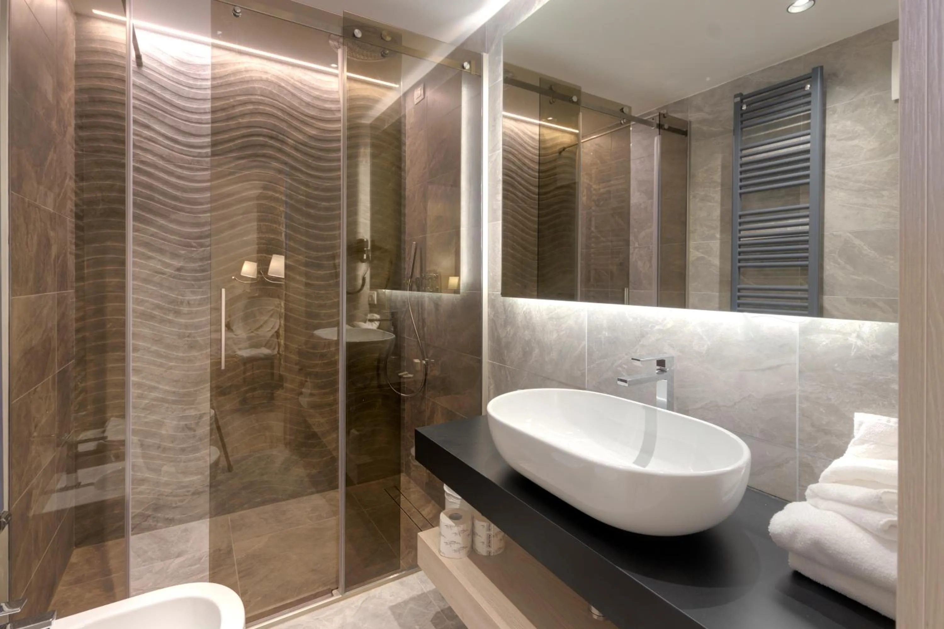 Toilet in Hotel Rosengarten