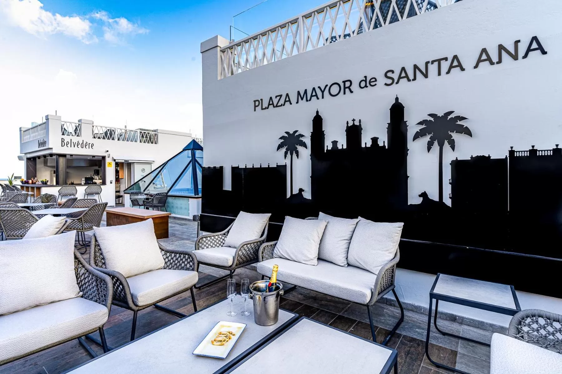 Balcony/Terrace in Boutique Hotel Cordial Plaza Mayor de Santa Ana