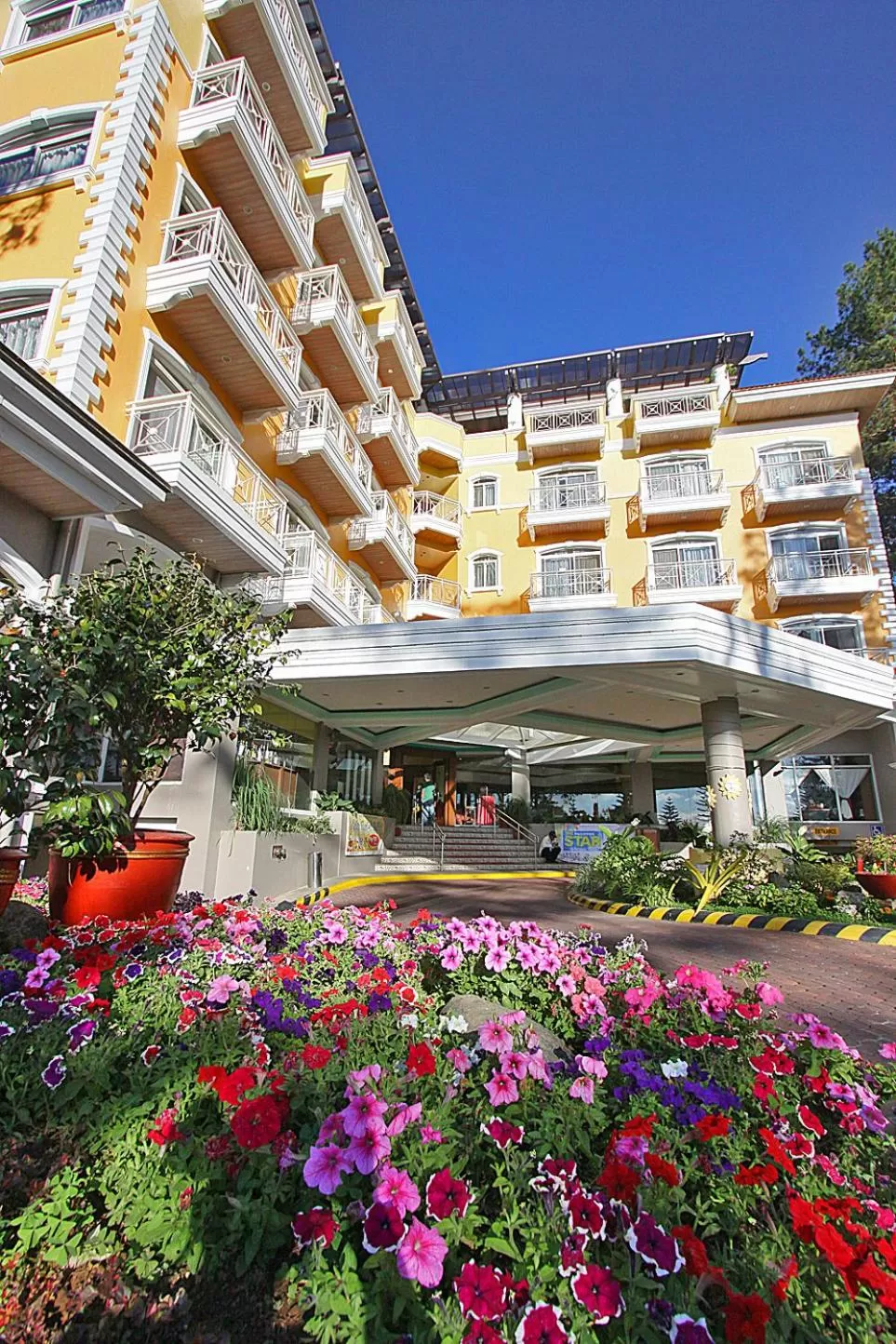 Property building in Hotel Elizabeth - Baguio
