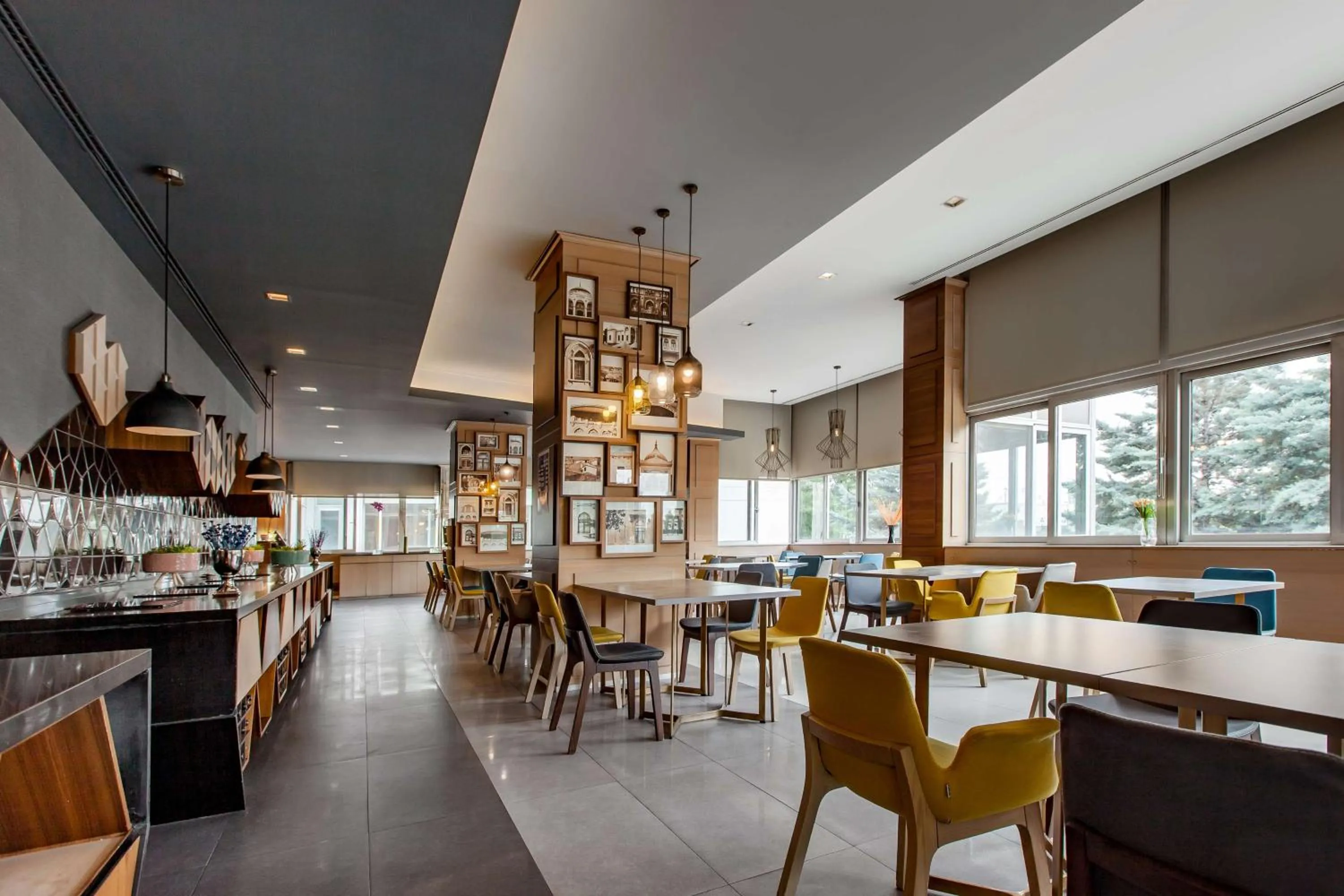 Restaurant/places to eat in Radisson Blu Ankara