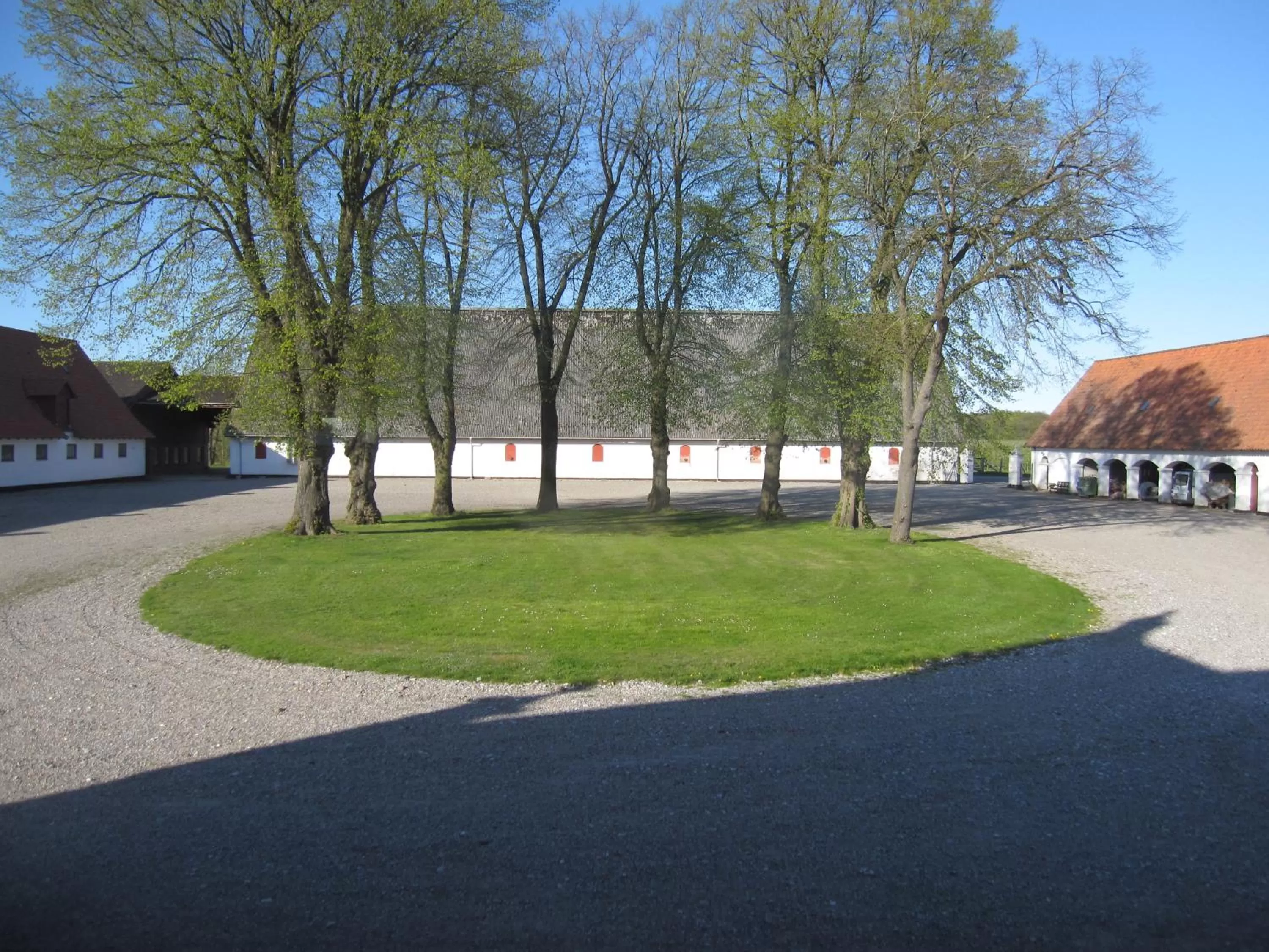 Facade/entrance in Ny Kirstineberg Gods Bed & Breakfast