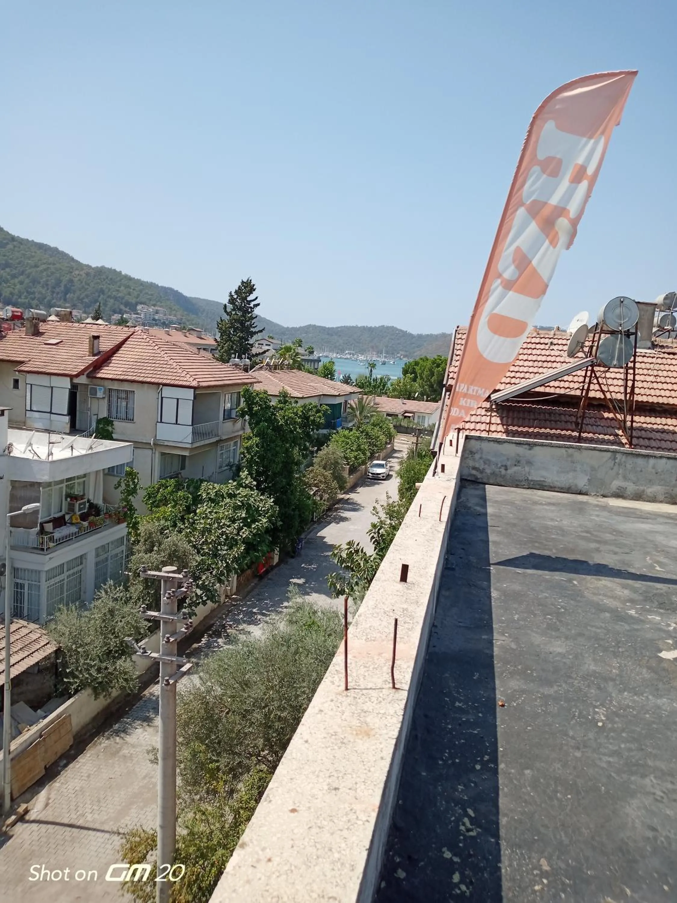 Balcony/Terrace in HZD Apartments Hostel