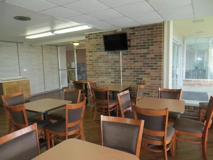 Restaurant/Places to Eat in Super Stay Inn Princeton