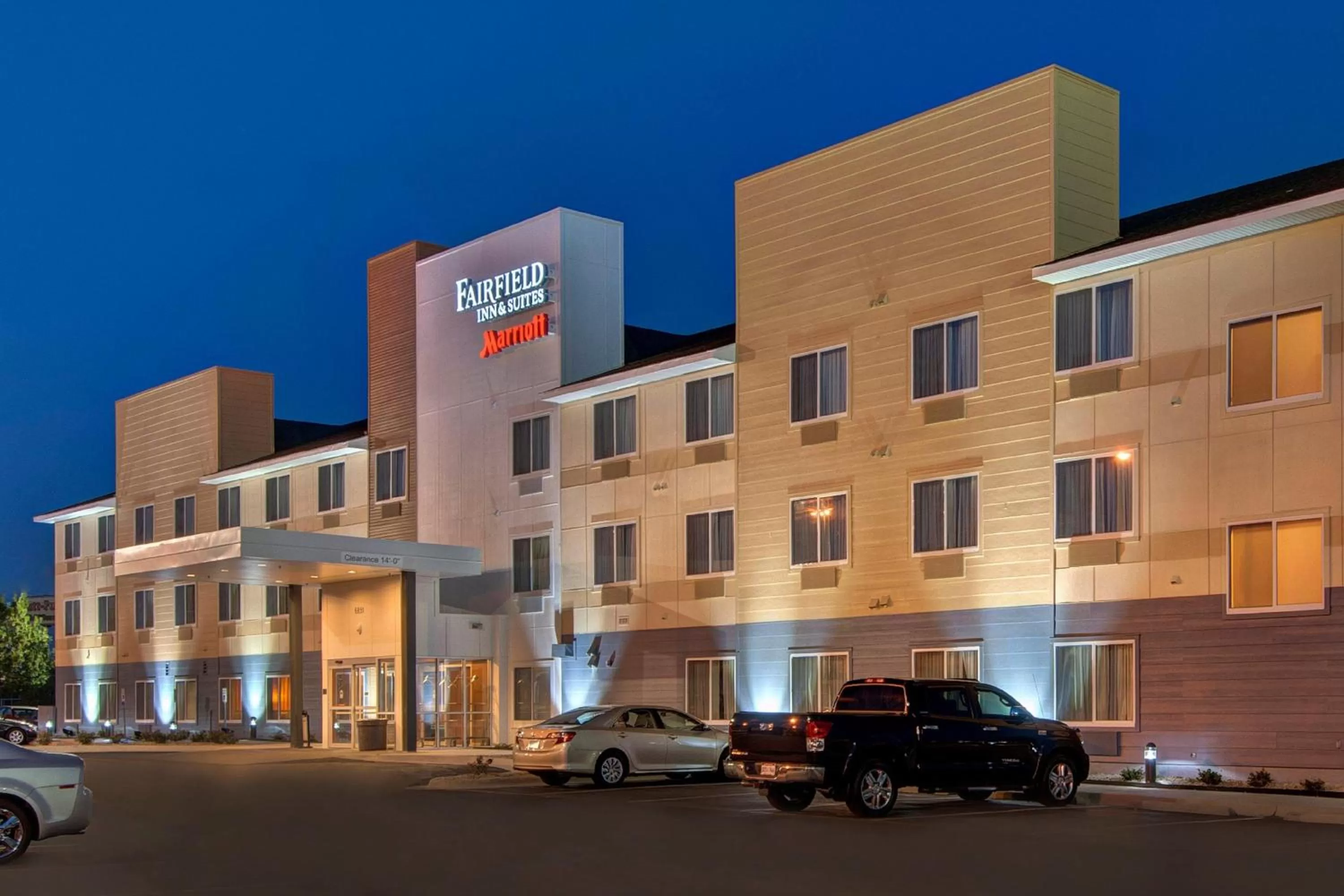 Property building in Fairfield Inn & Suites by Marriott Fort Worth I-30 West Near NAS JRB