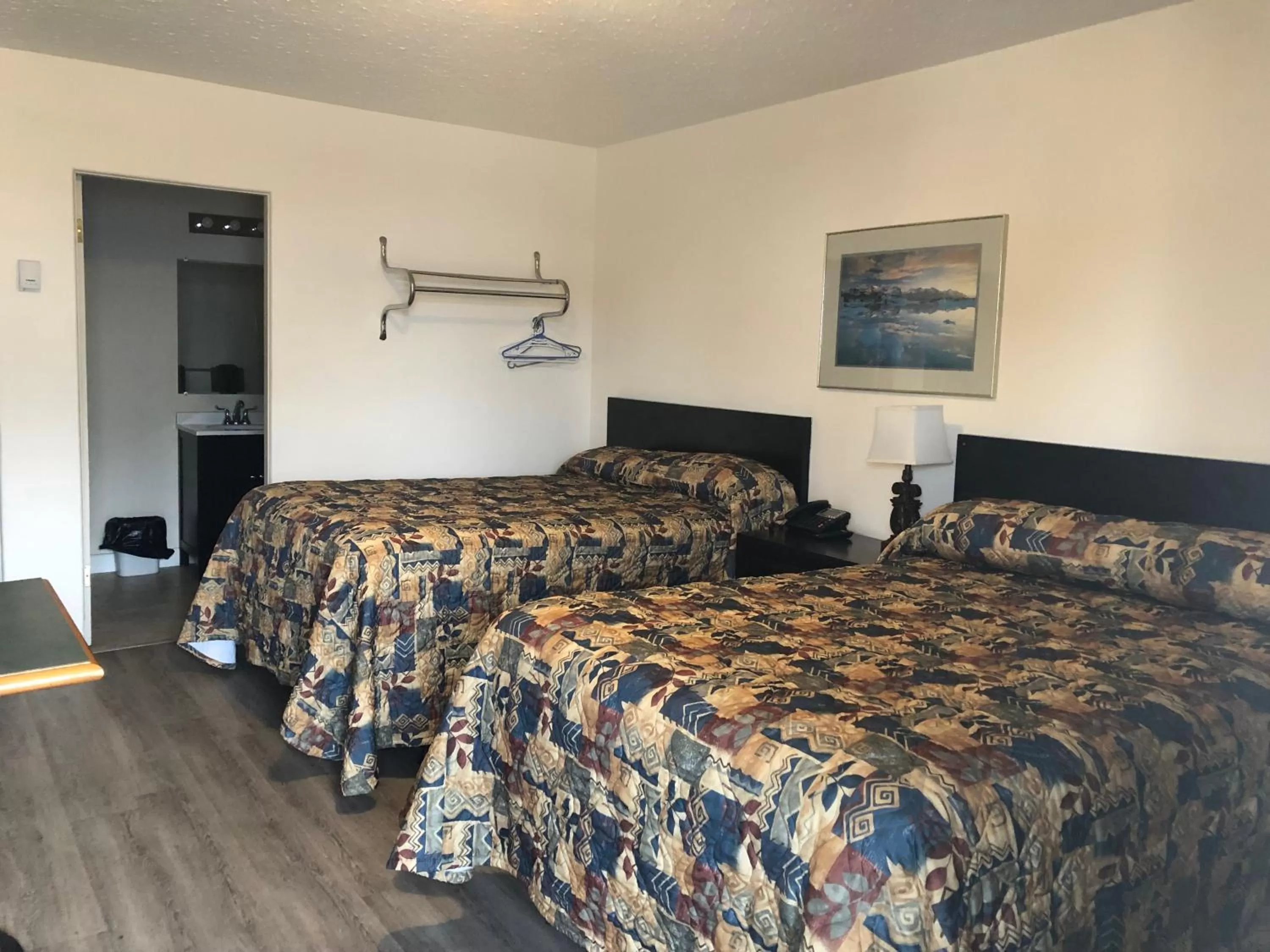 Bed in Stratford Motel