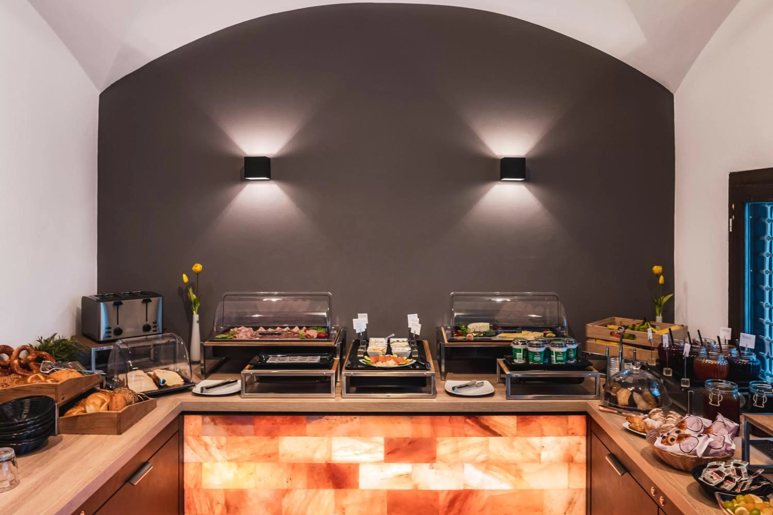 Breakfast in Villa Sonnenhof Boutique-Hotel